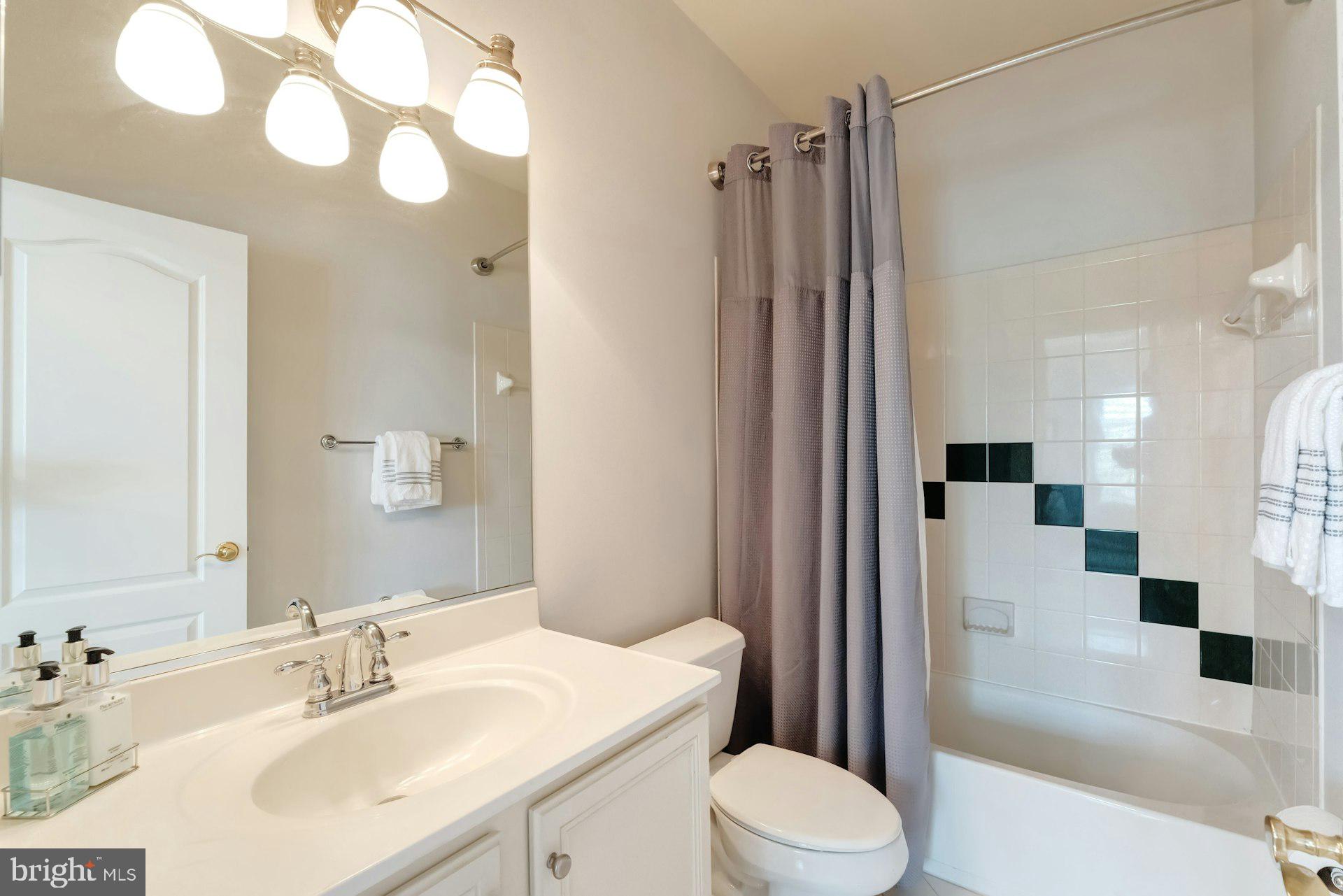 BEACON HILL - Residential