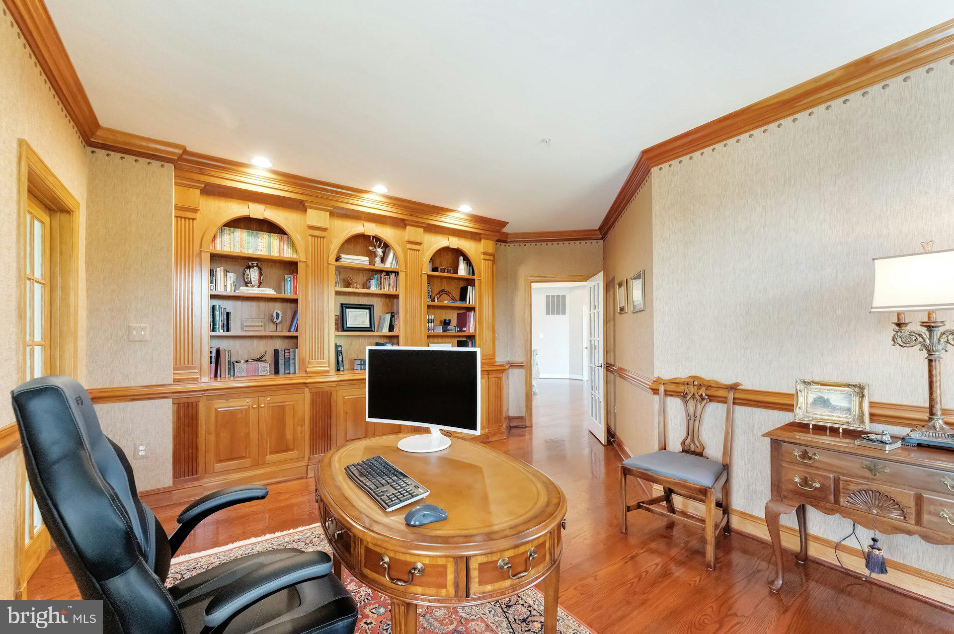 BEACON HILL - Residential