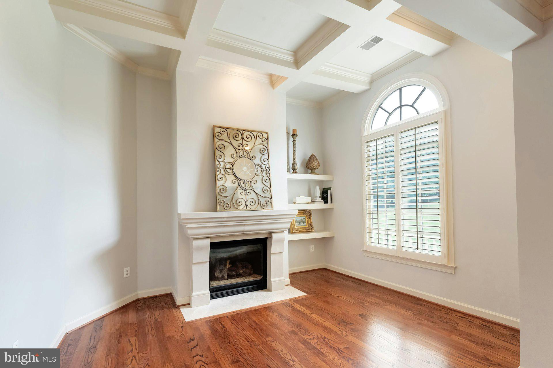 BEACON HILL - Residential