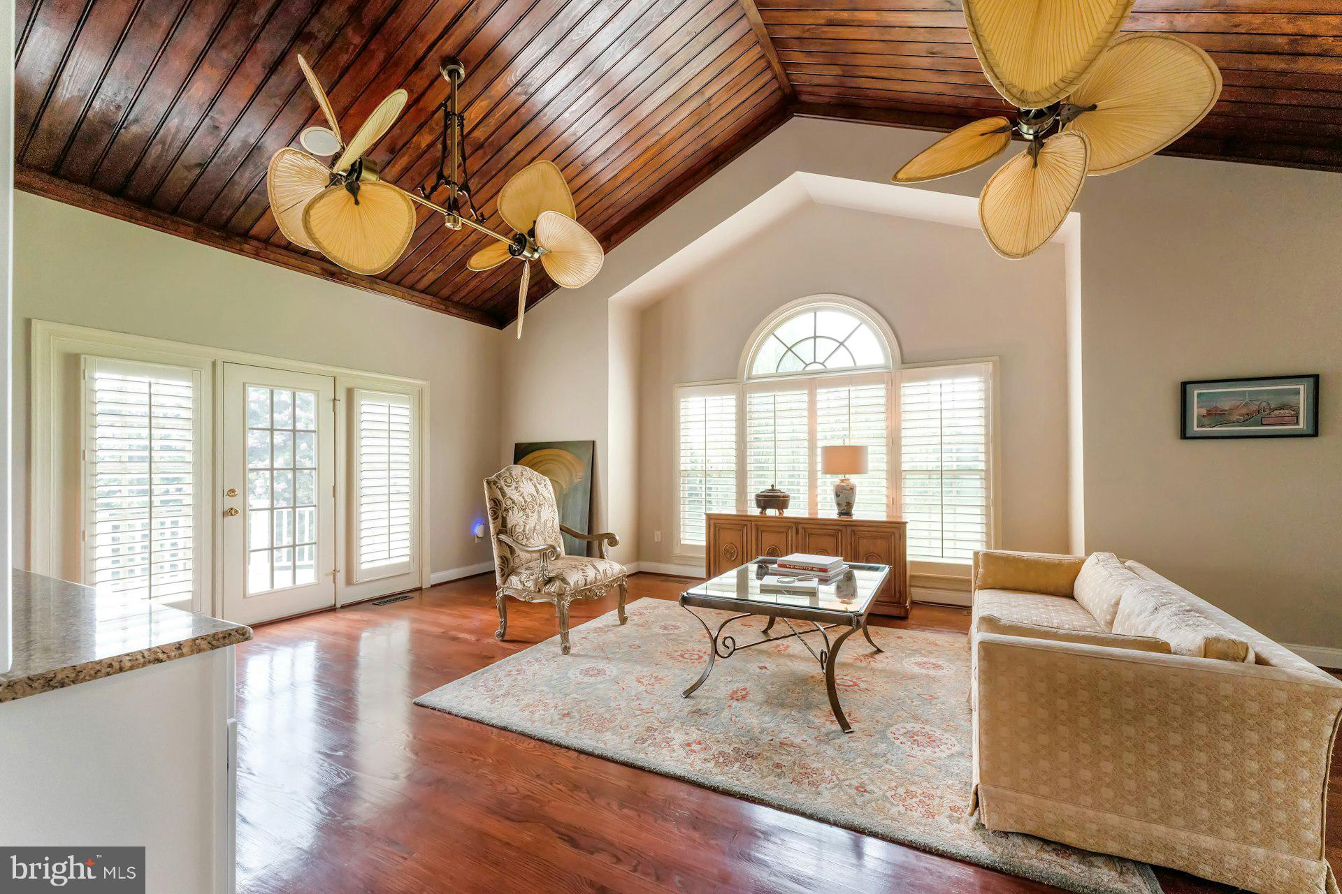 BEACON HILL - Residential