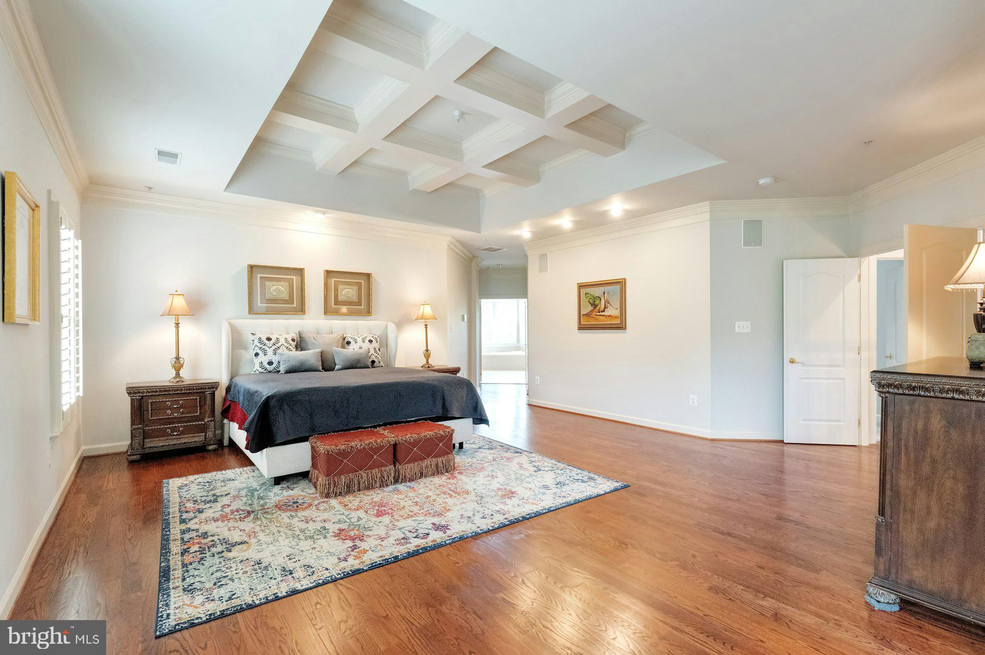 BEACON HILL - Residential