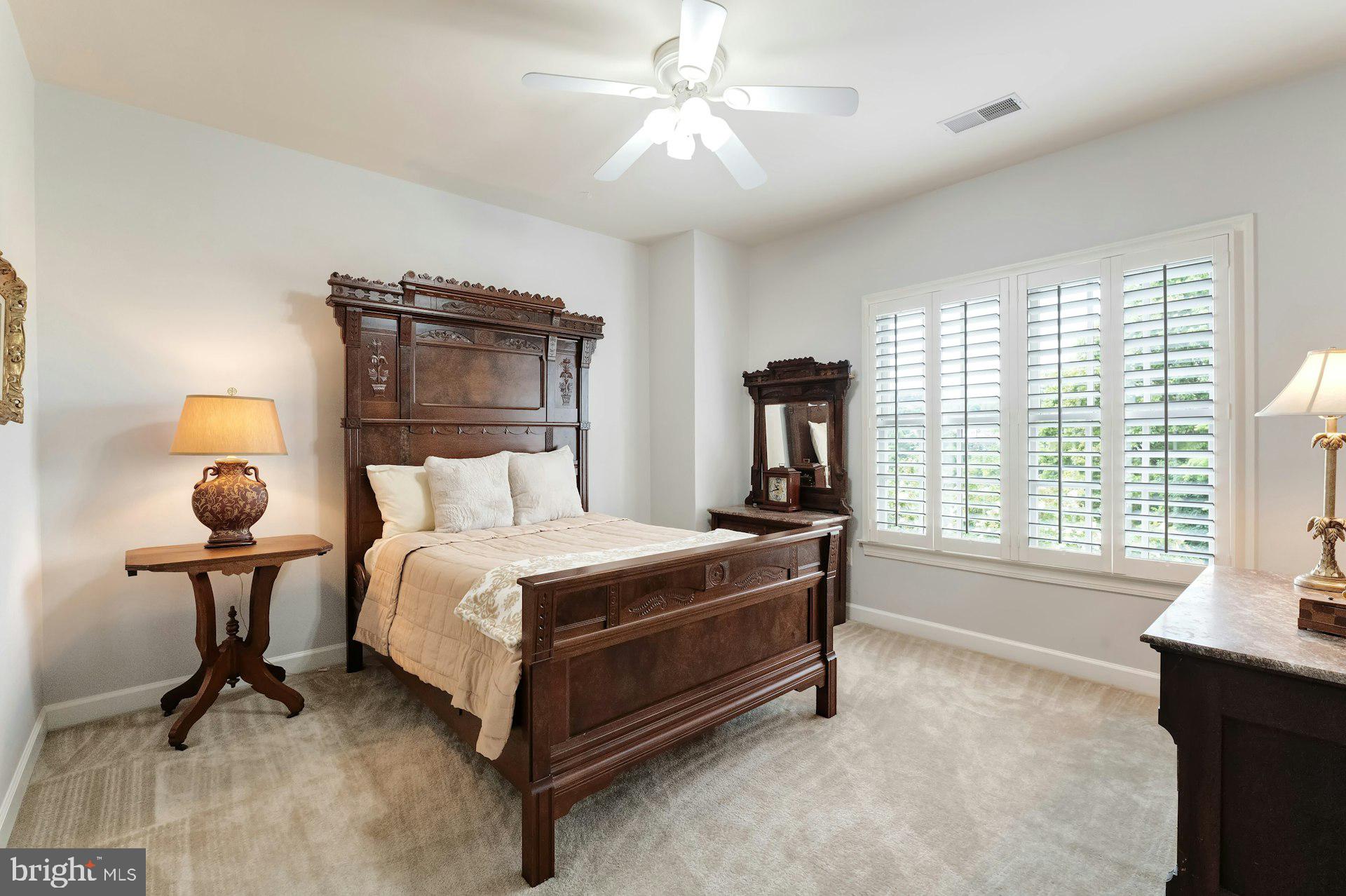 BEACON HILL - Residential