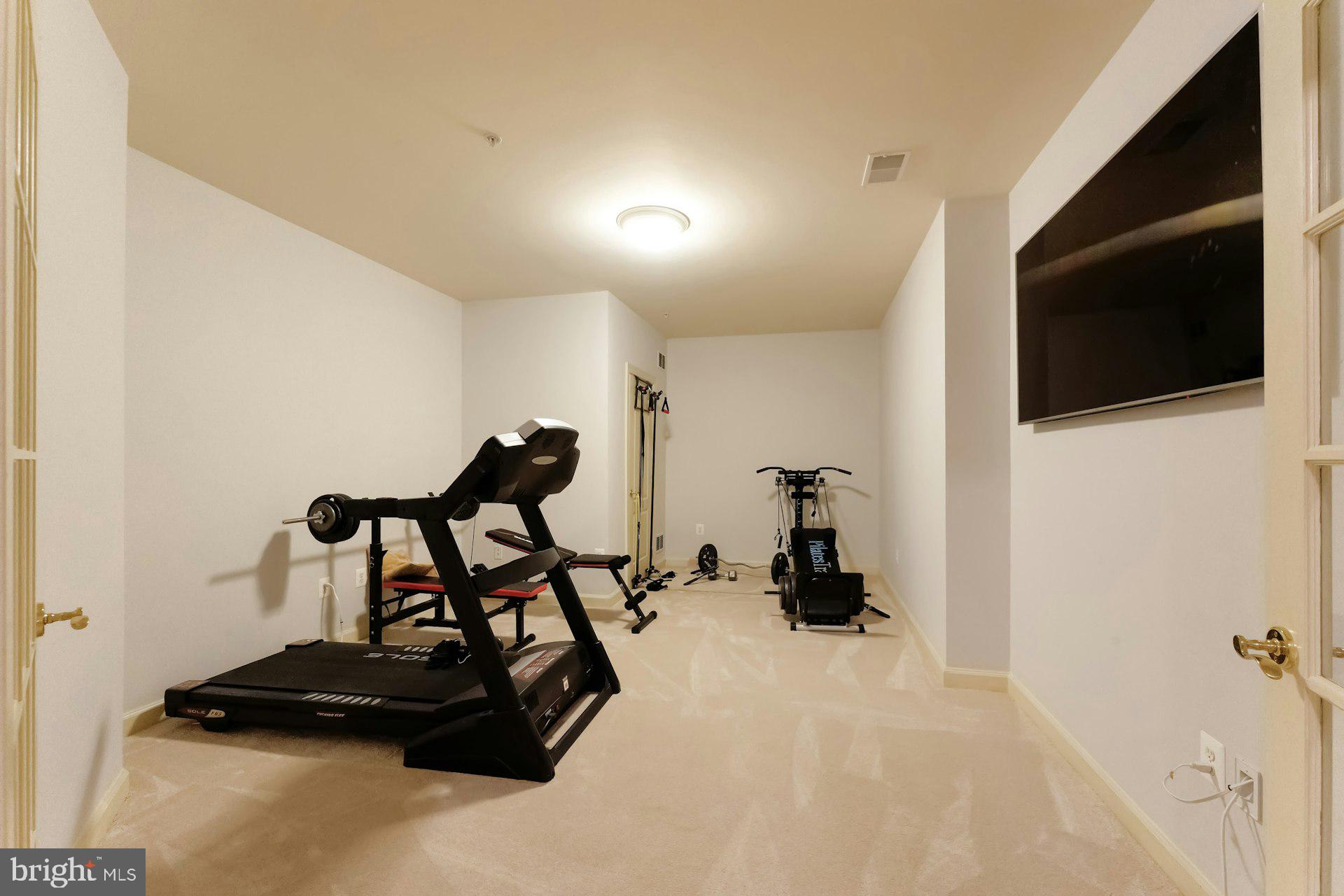 BEACON HILL - Residential