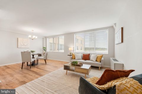 6631 WAKEFIELD DRIVE 819 ALEXANDRIA VA 22307