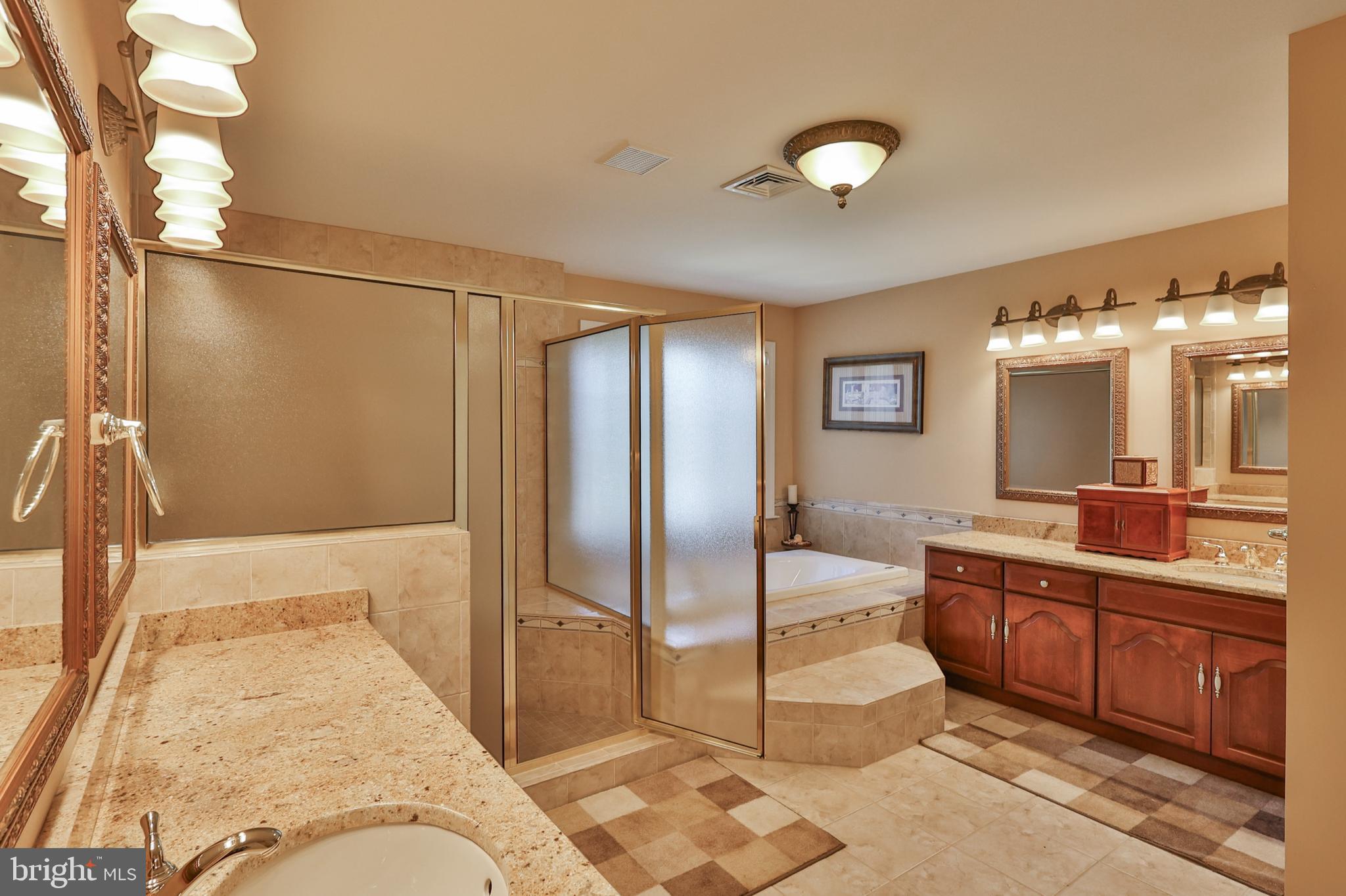 SPRINGWOOD HILLS - Residential