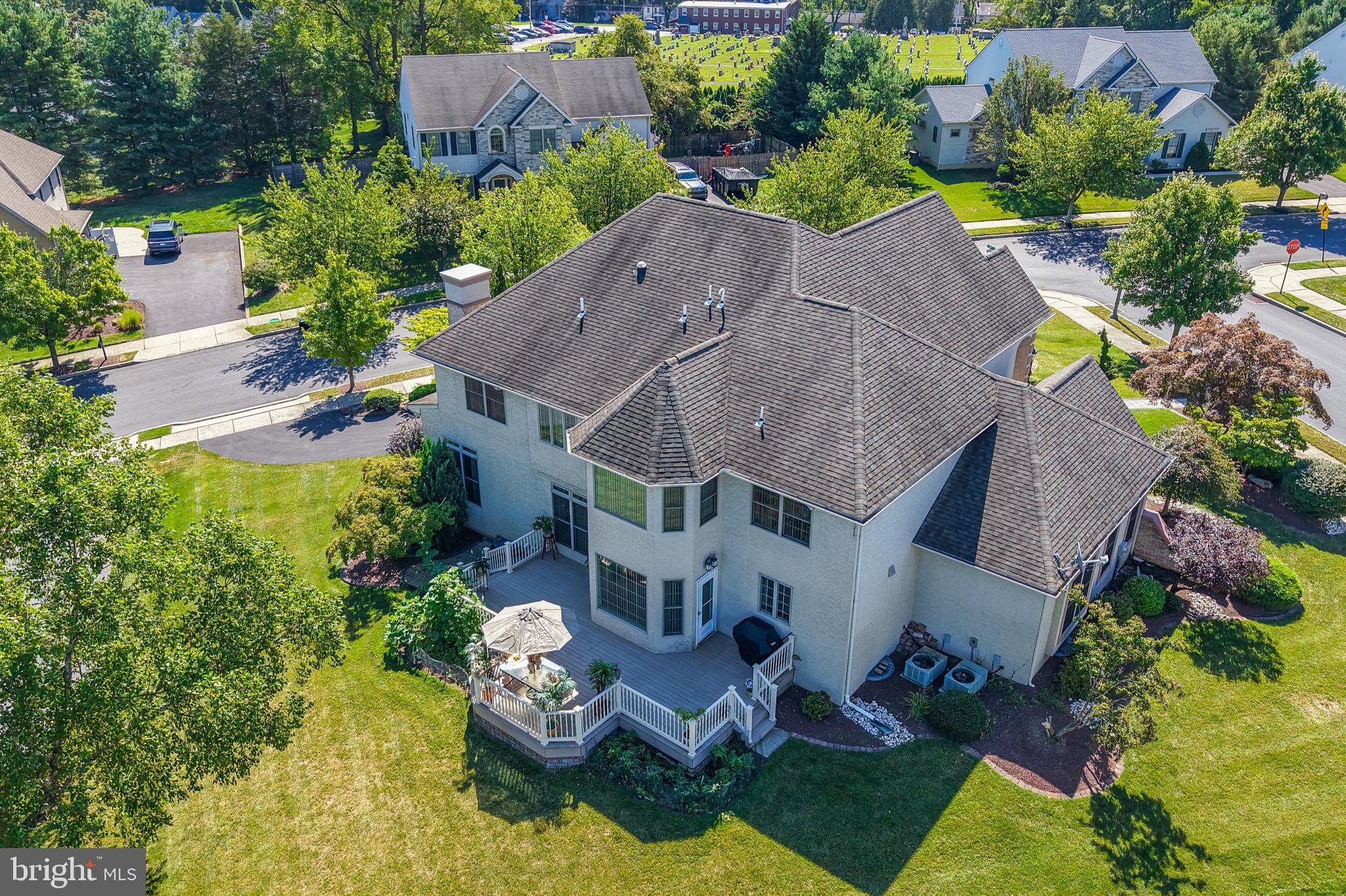 SPRINGWOOD HILLS - Residential