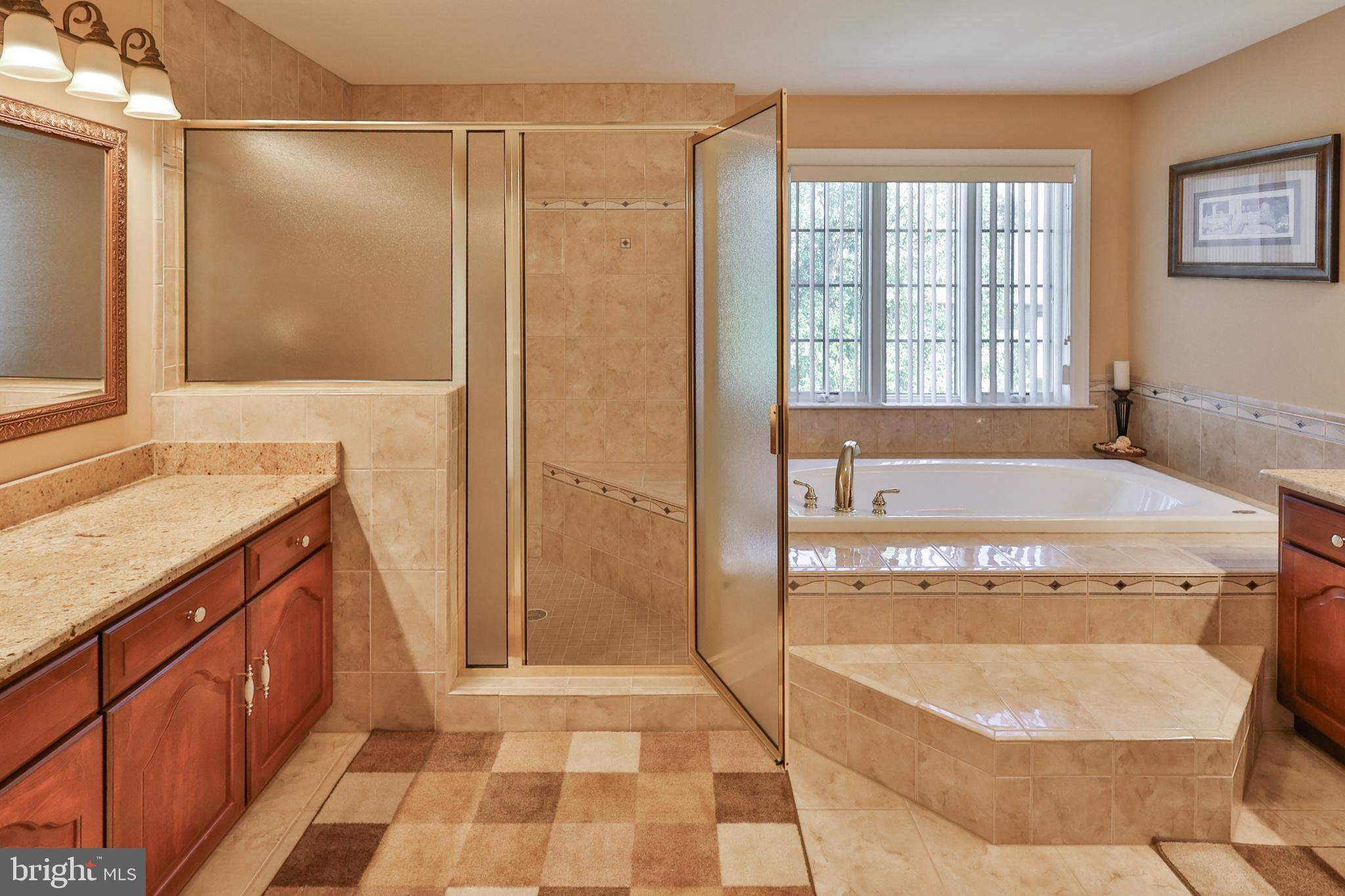 SPRINGWOOD HILLS - Residential