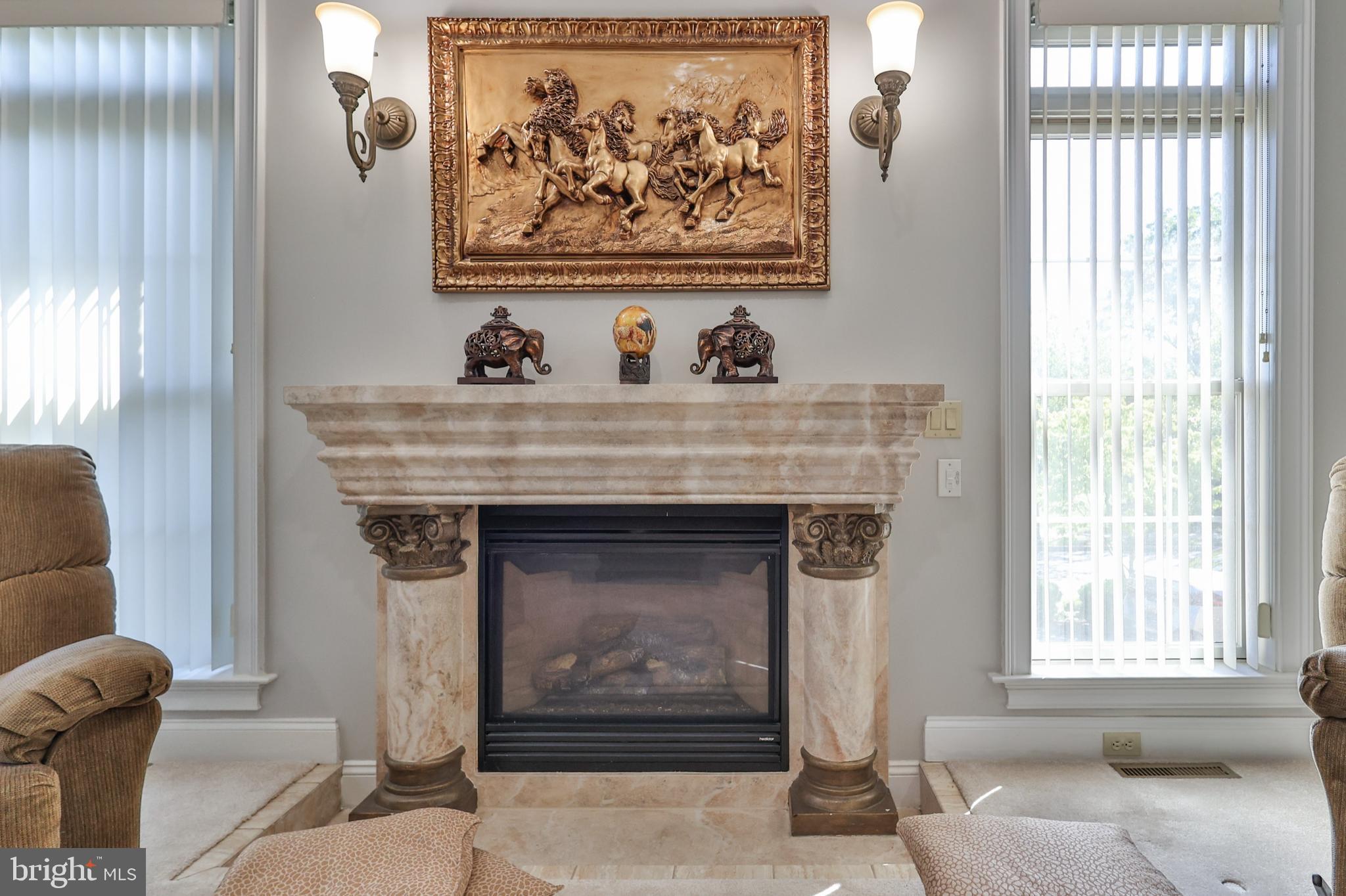 SPRINGWOOD HILLS - Residential