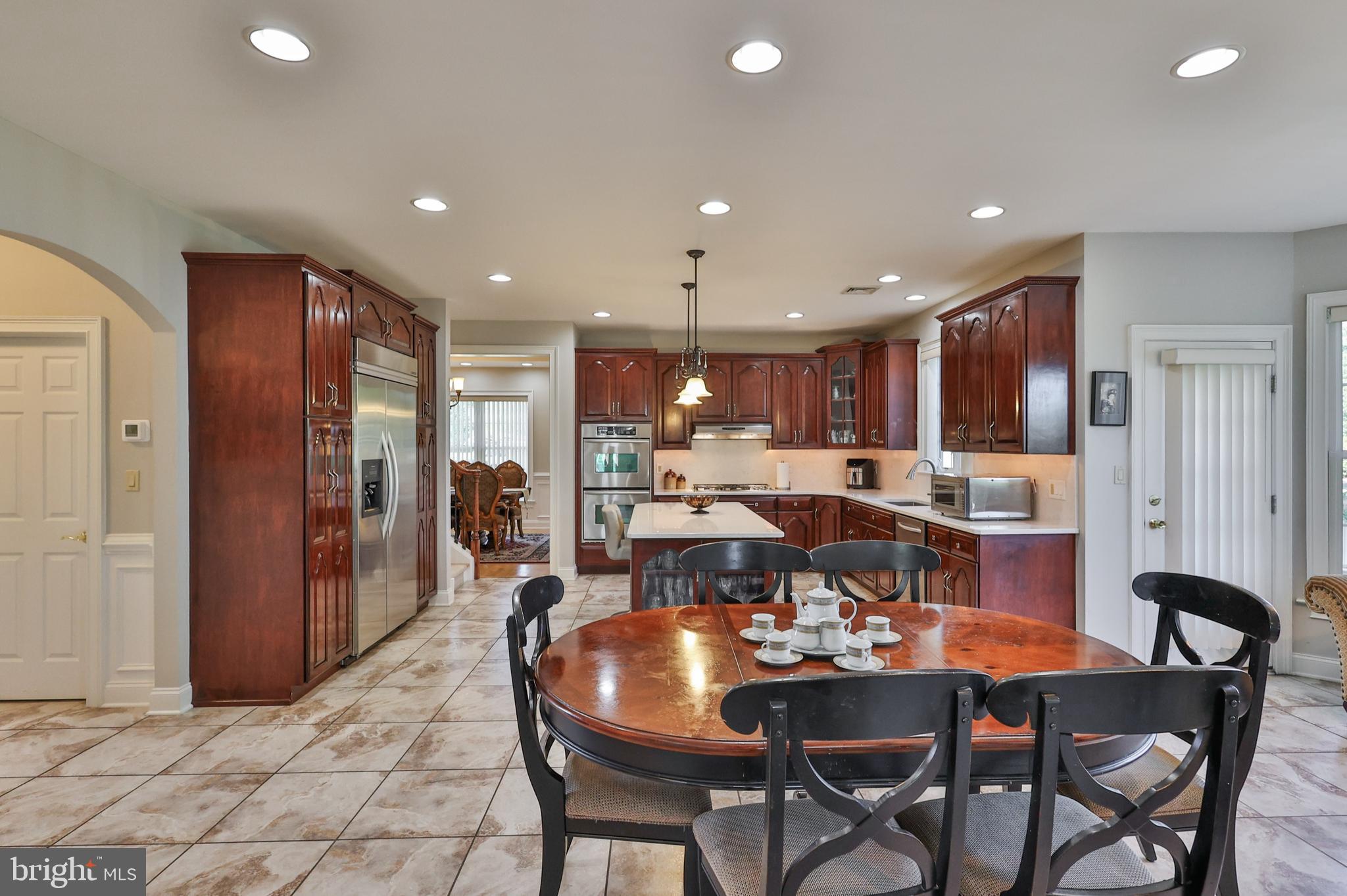 SPRINGWOOD HILLS - Residential