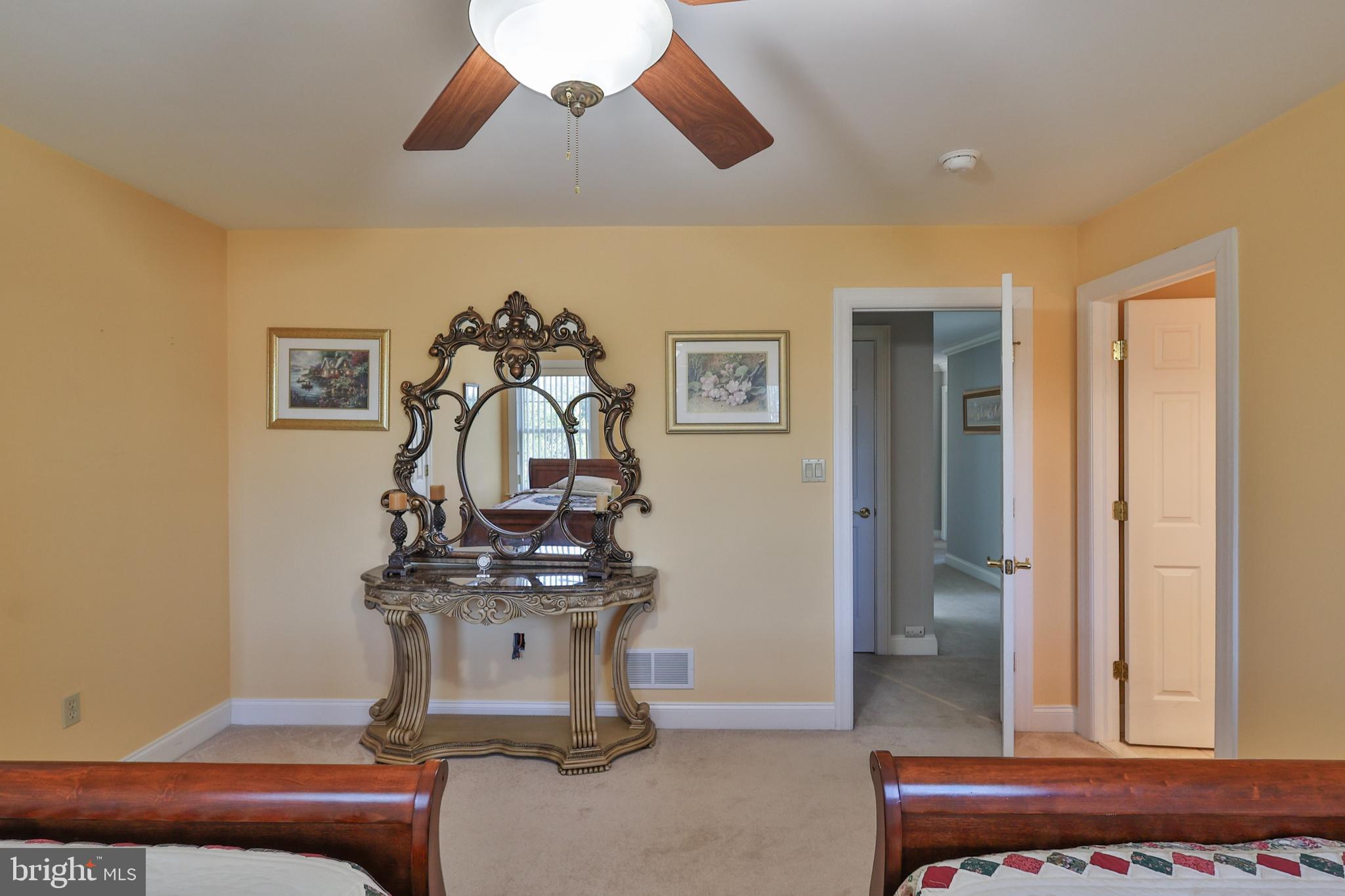 SPRINGWOOD HILLS - Residential