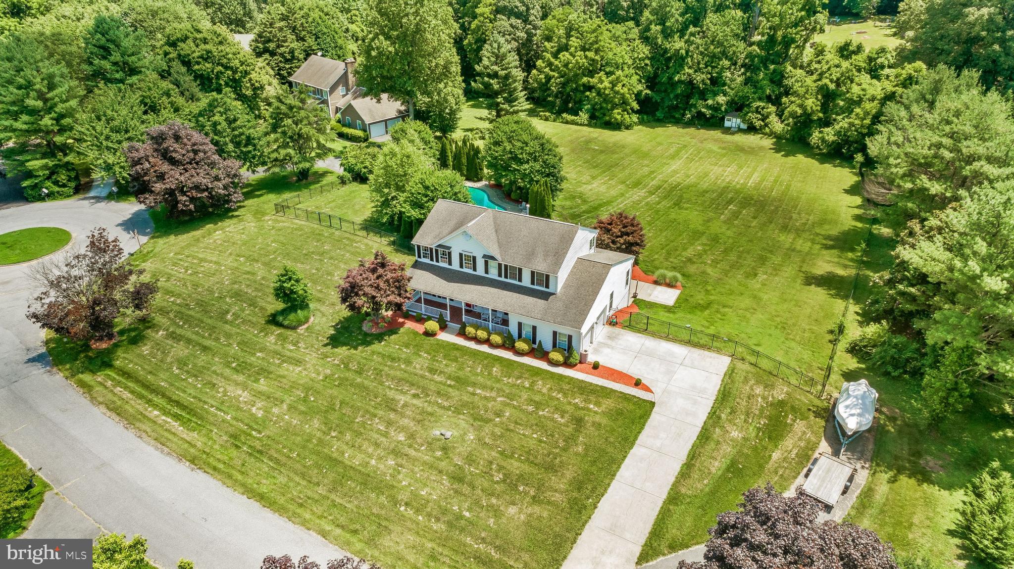 CHAPEL KNOLL - Residential