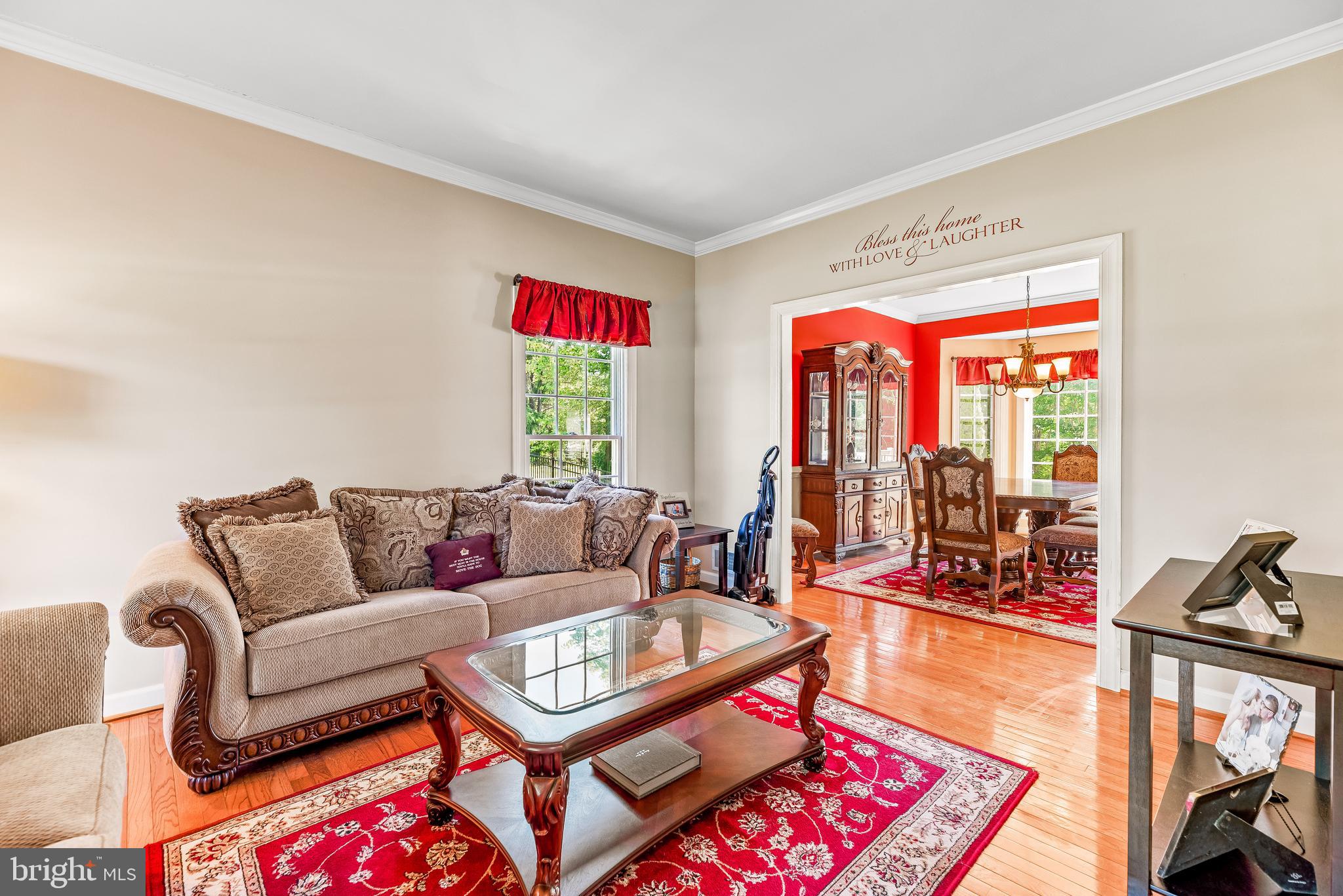 CHAPEL KNOLL - Residential