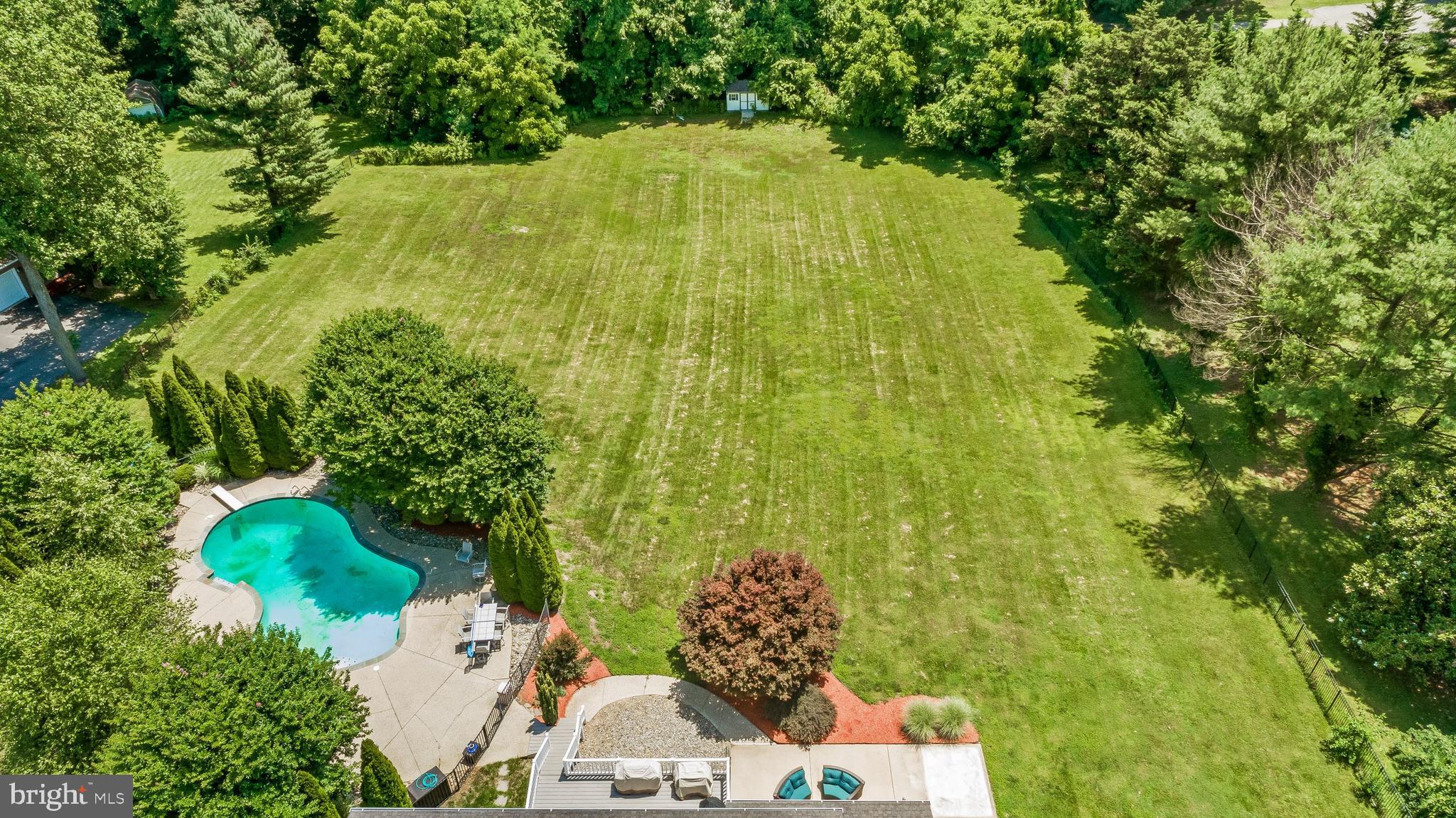 CHAPEL KNOLL - Residential