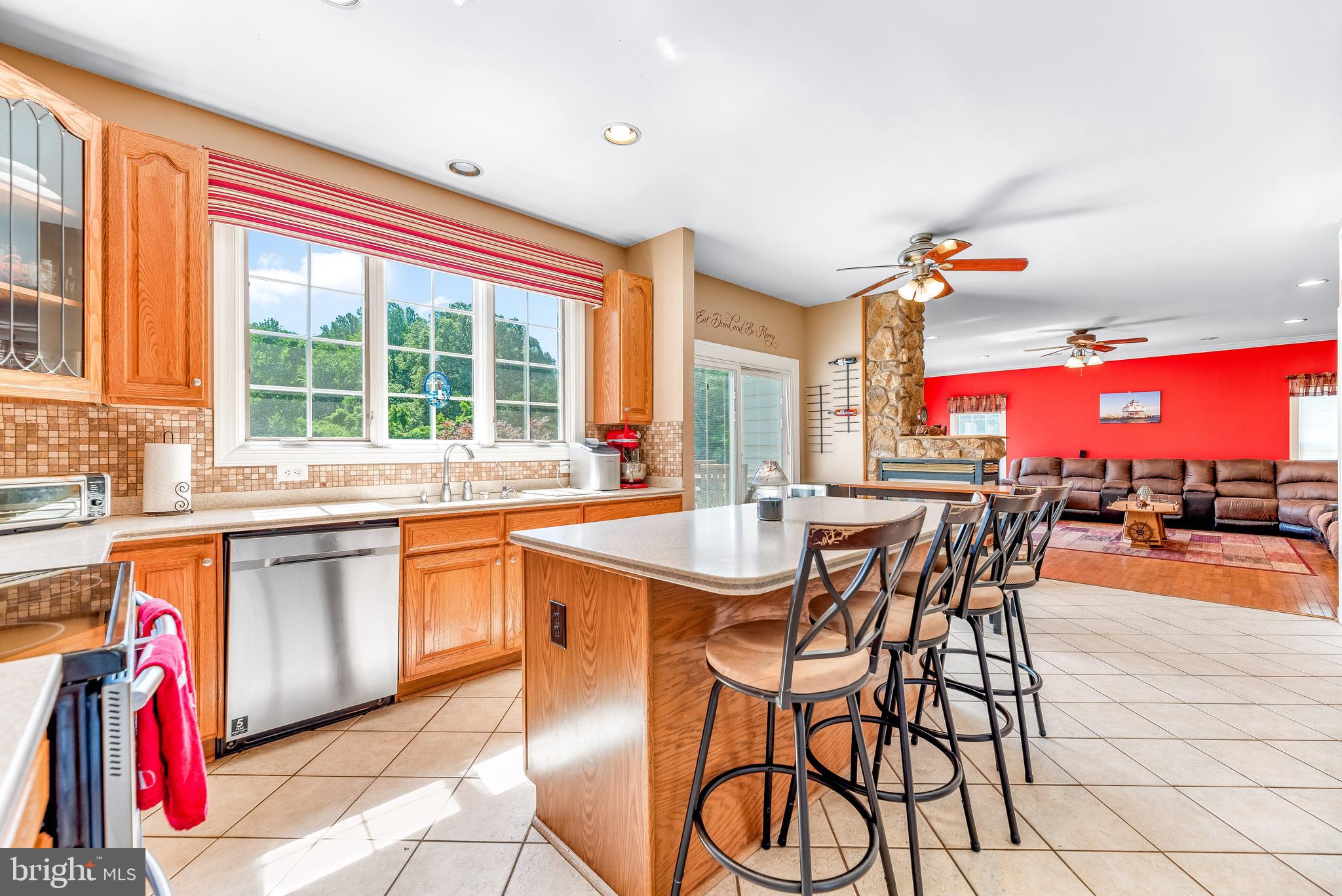 CHAPEL KNOLL - Residential