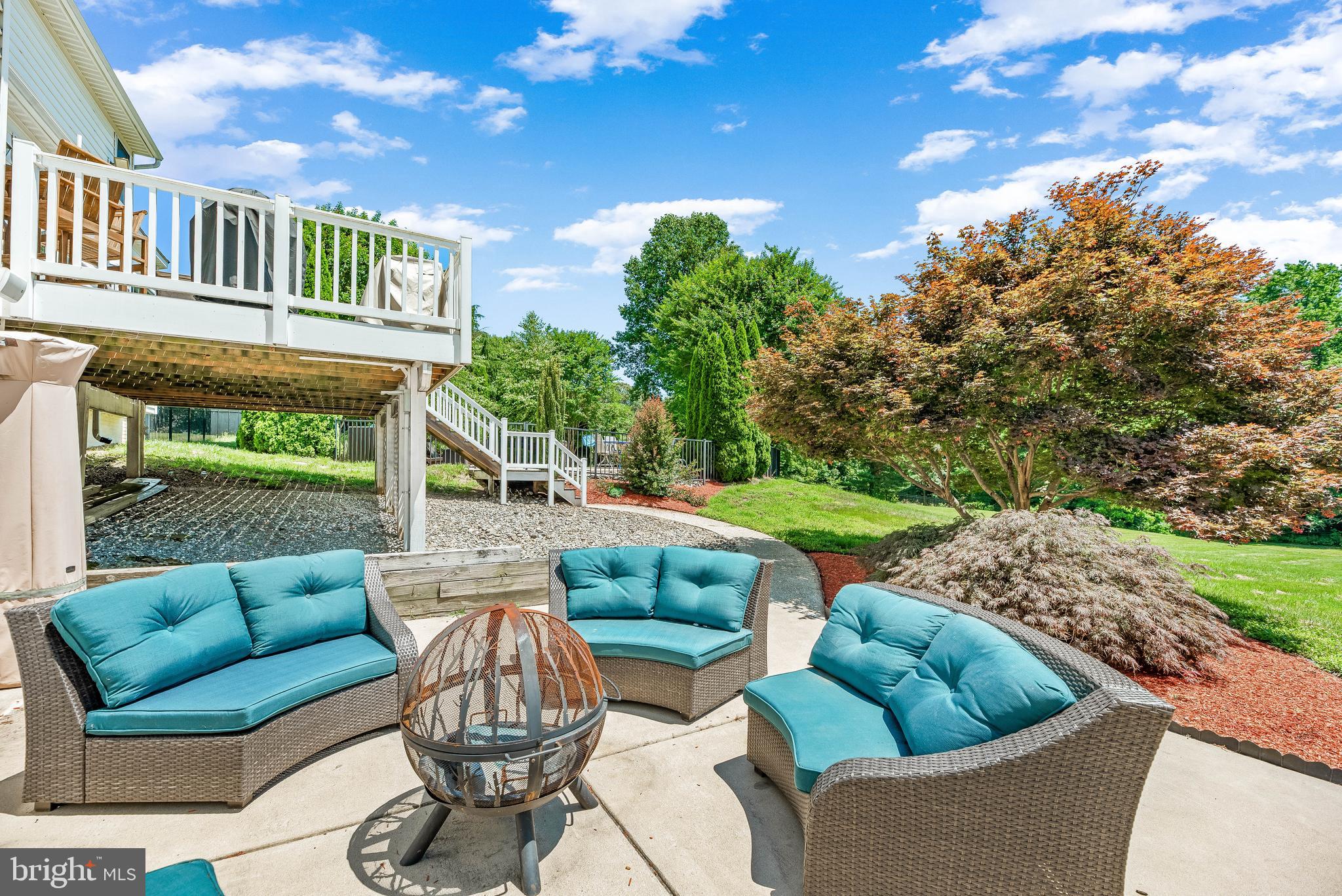 CHAPEL KNOLL - Residential