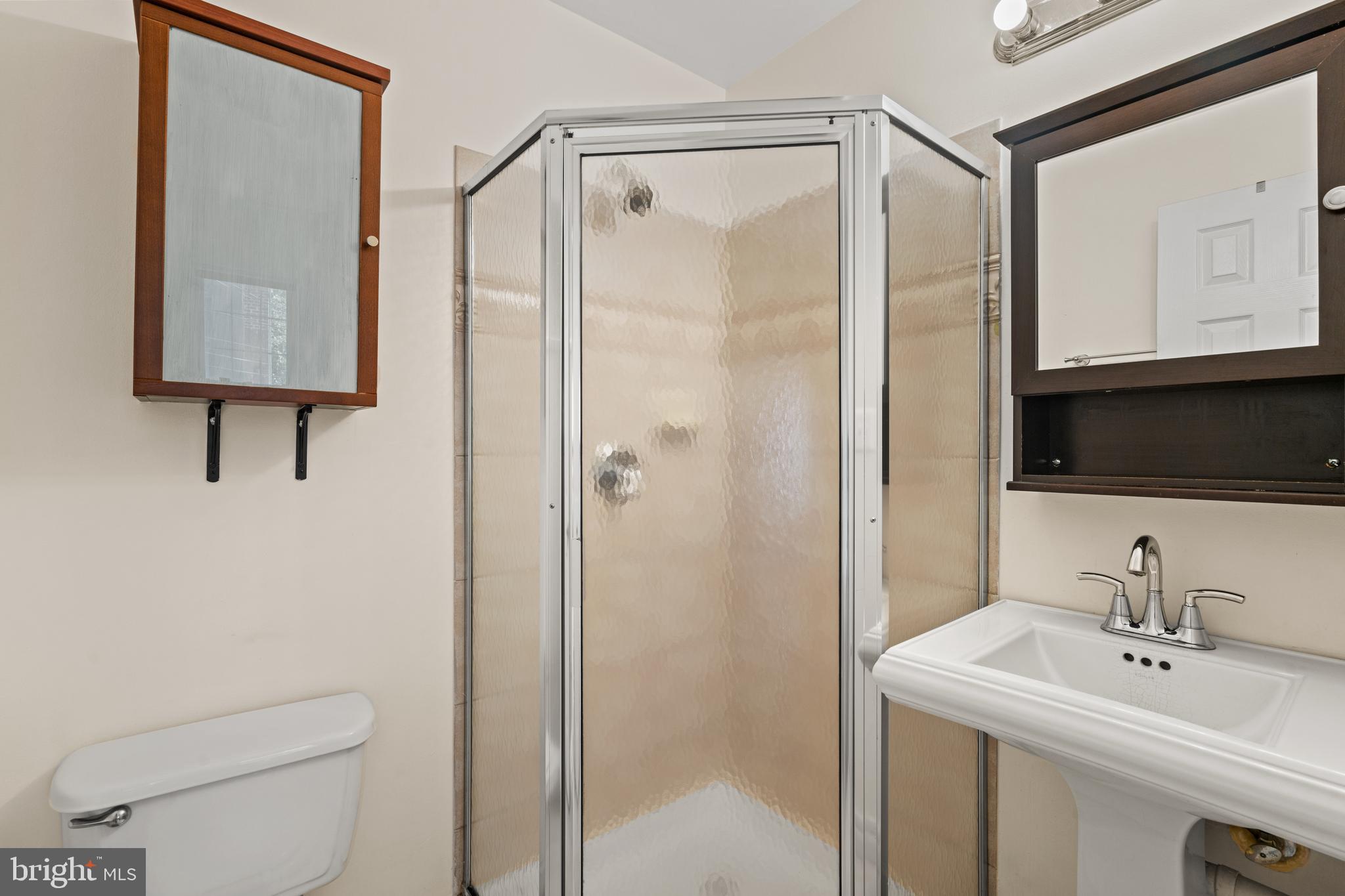 LOGAN CIRCLE - Residential Lease