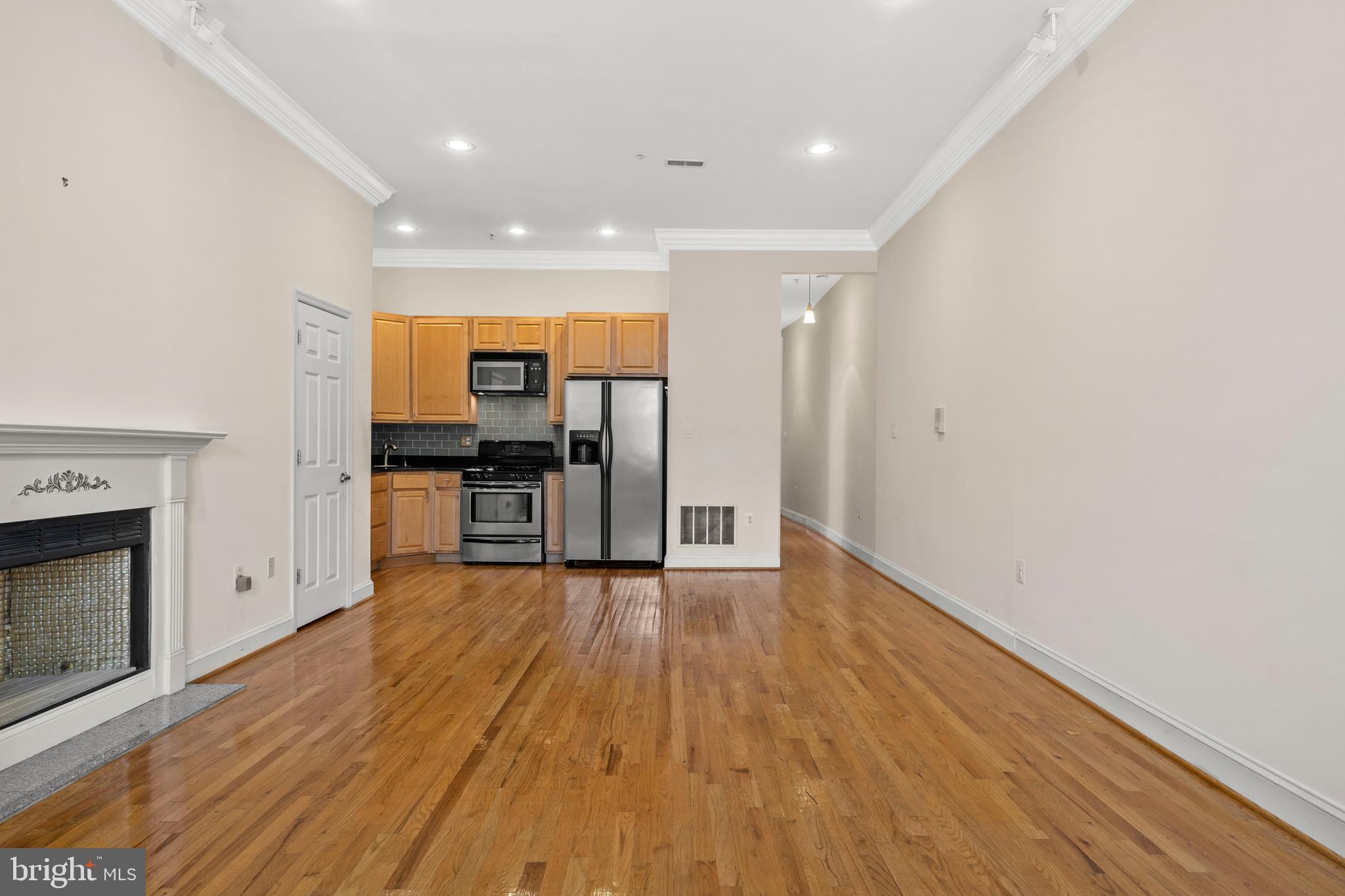 LOGAN CIRCLE - Residential Lease