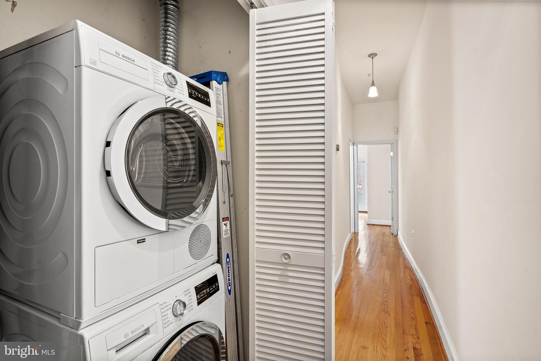 LOGAN CIRCLE - Residential Lease