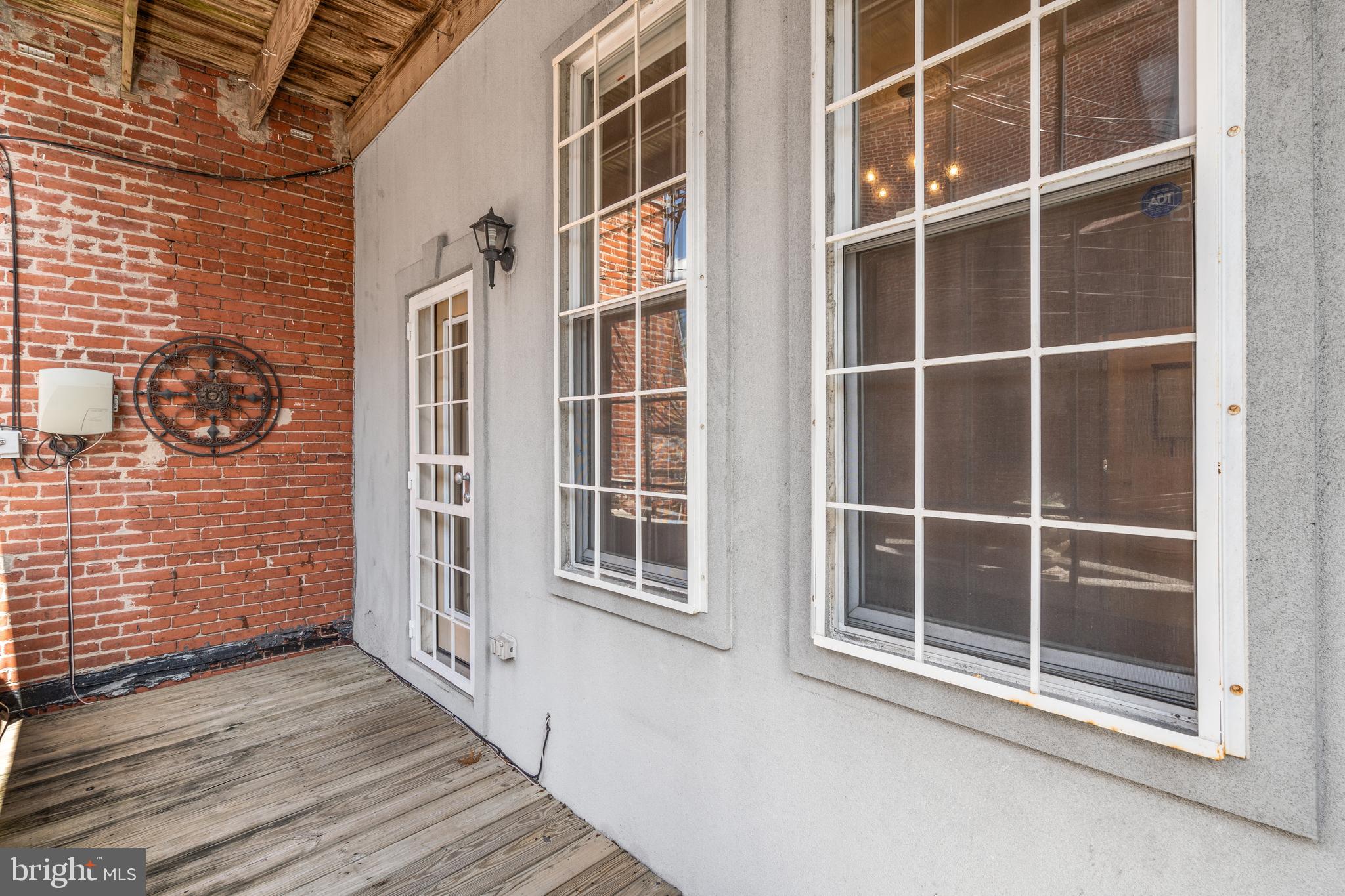 LOGAN CIRCLE - Residential Lease