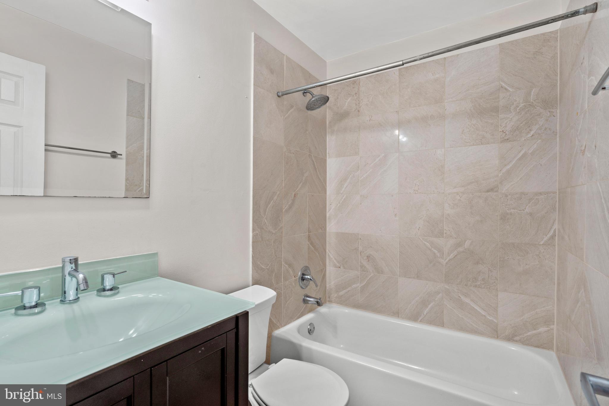 LOGAN CIRCLE - Residential Lease