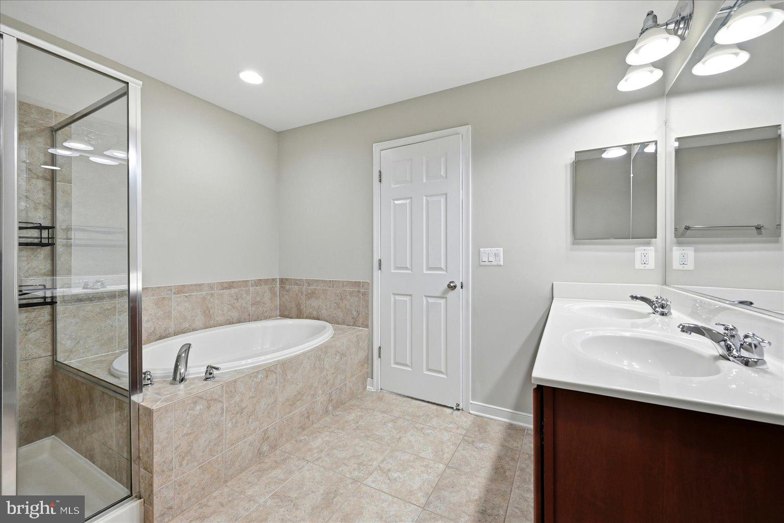 EAST GATE CONDOMINIUMS - Residential