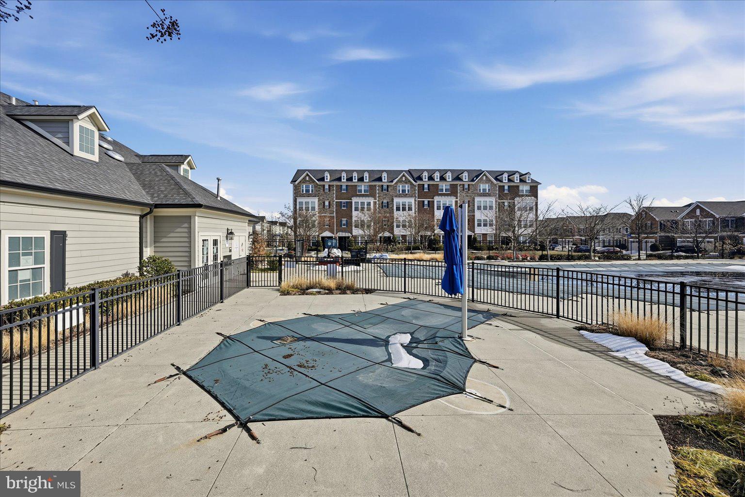 EAST GATE CONDOMINIUMS - Residential