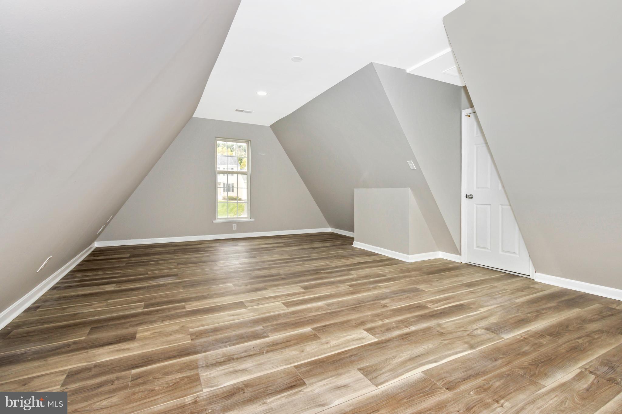 ATLEE RIDGE - Residential