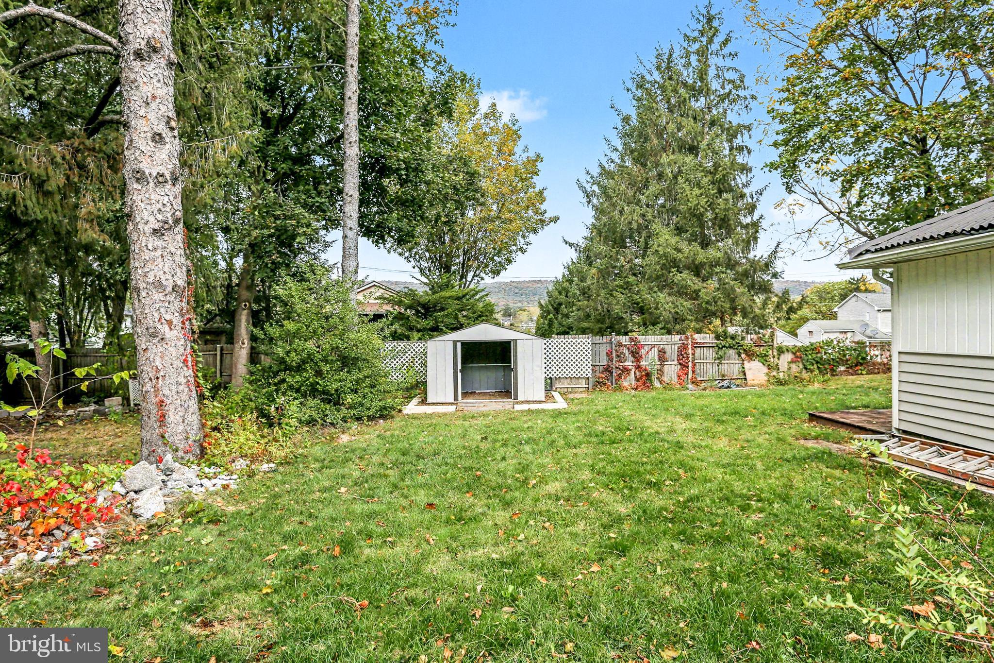 EAST PENNSBORO - Residential