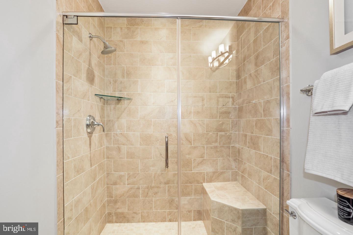 ONE PARK CREST - Residential Lease