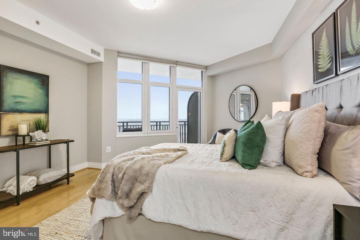 ONE PARK CREST - Residential Lease