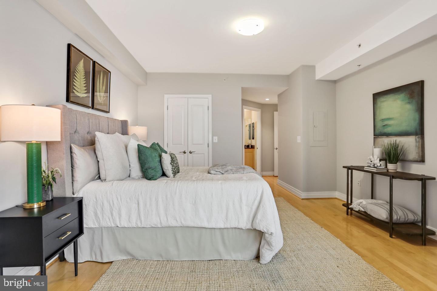 ONE PARK CREST - Residential Lease