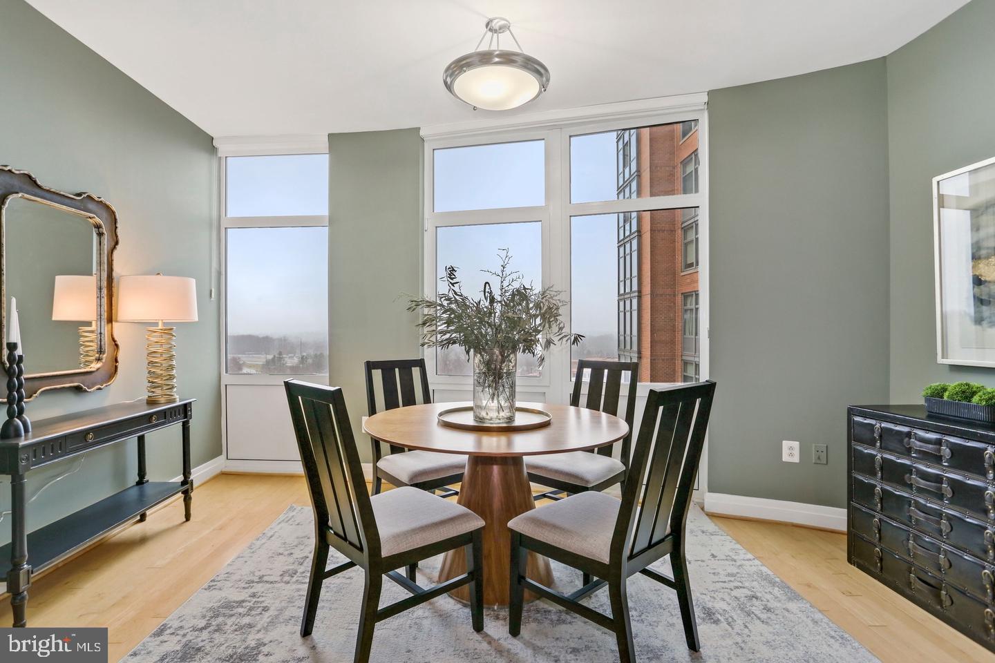 ONE PARK CREST - Residential Lease