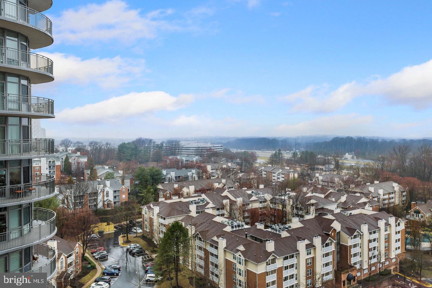 ONE PARK CREST - Residential Lease