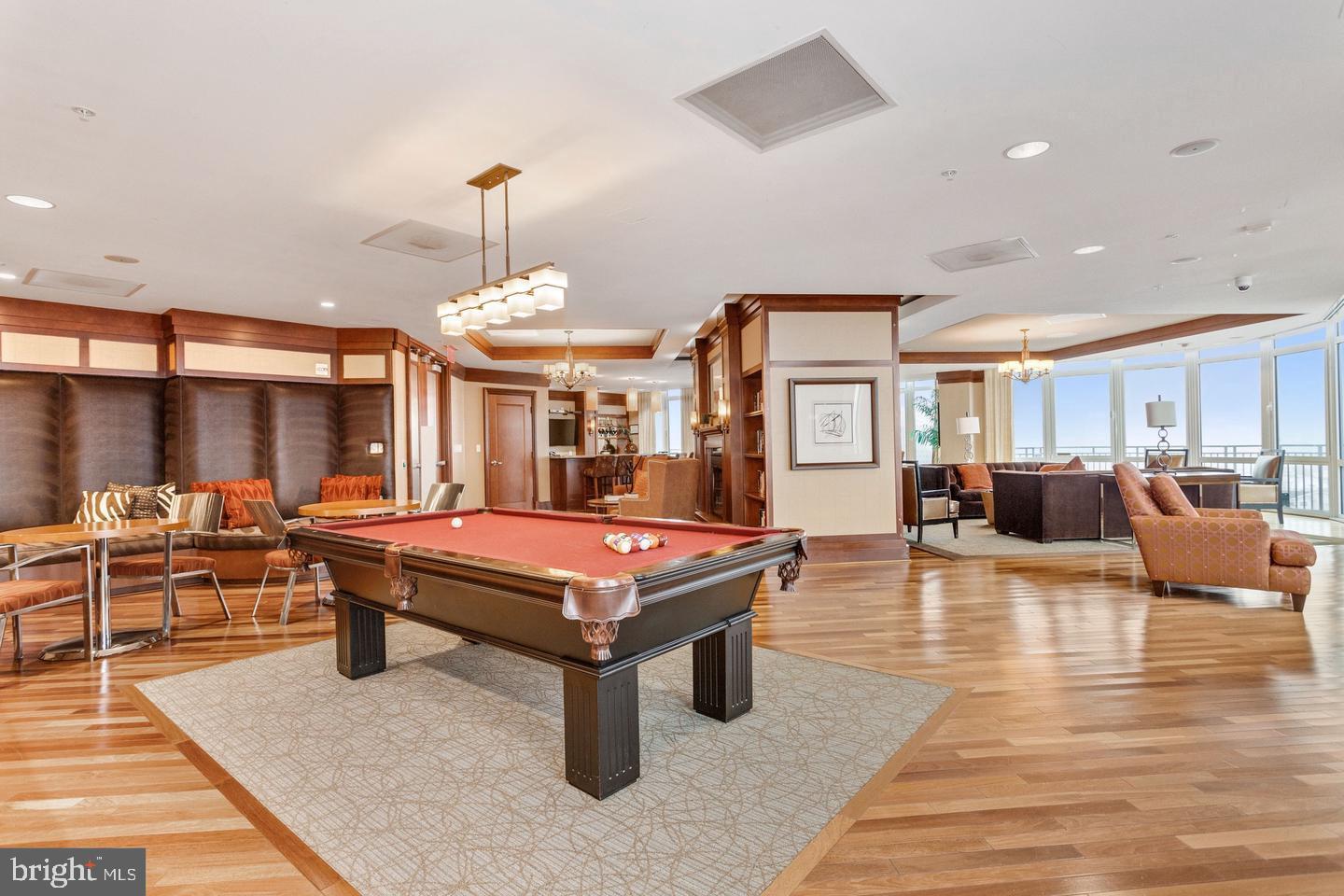 ONE PARK CREST - Residential Lease