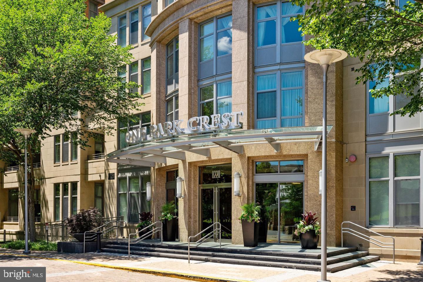 ONE PARK CREST - Residential Lease