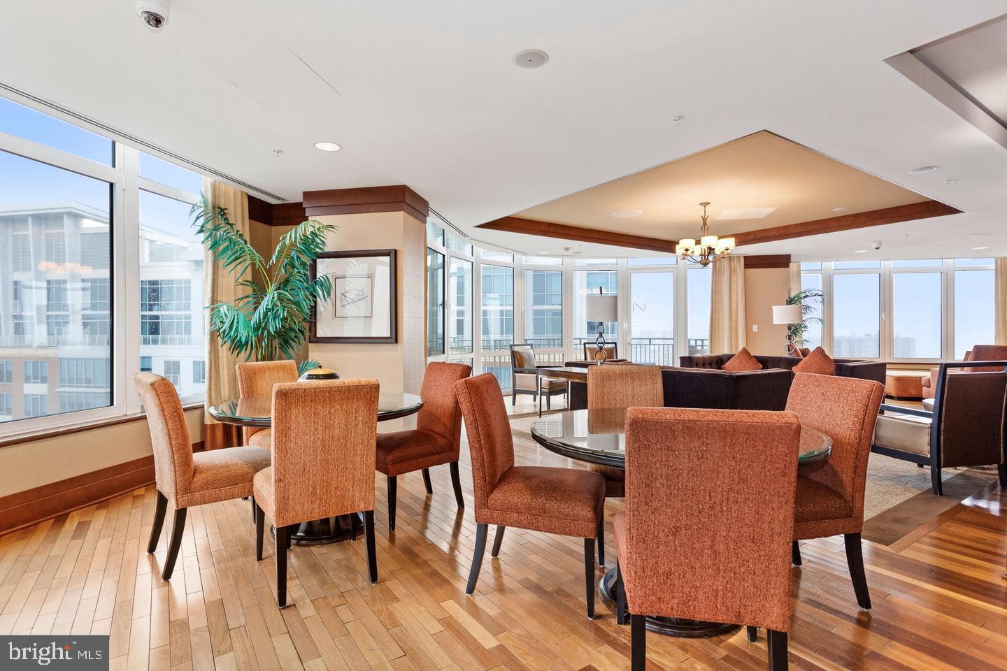 ONE PARK CREST - Residential Lease