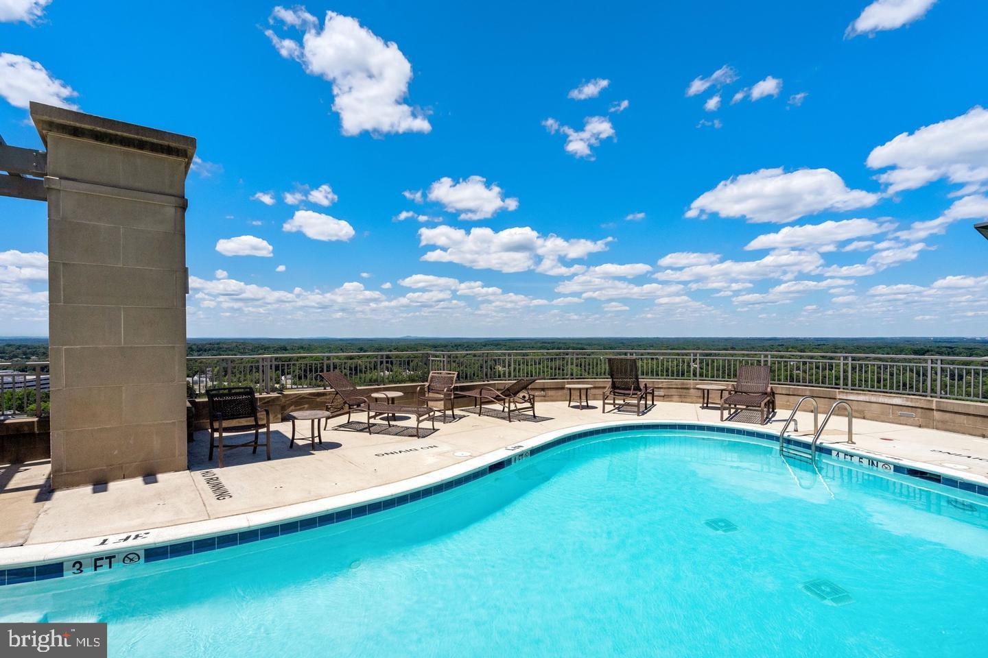 ONE PARK CREST - Residential Lease