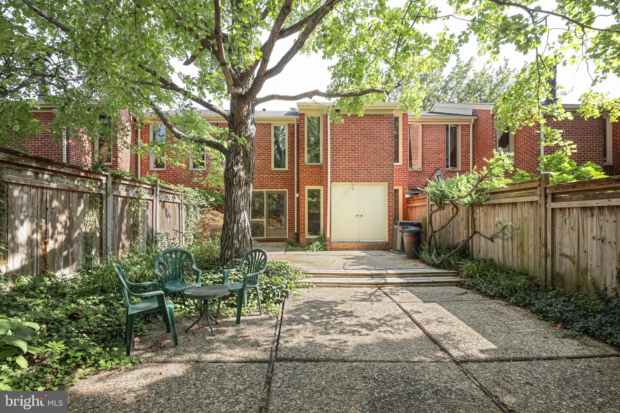 BOLTON HILL HISTORIC DISTRICT - Residential