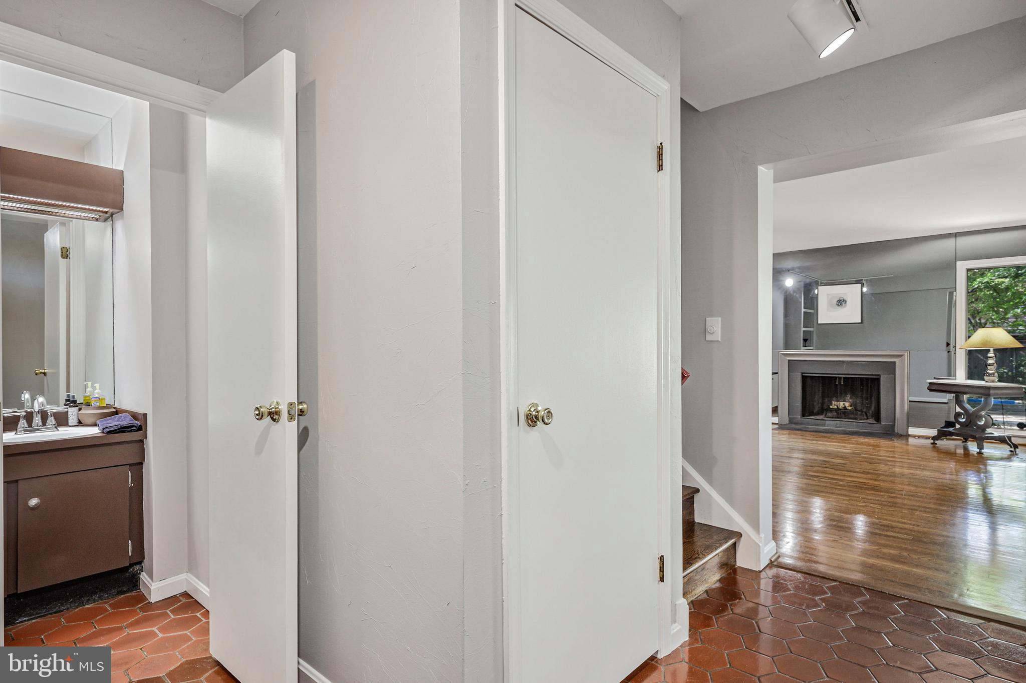 BOLTON HILL HISTORIC DISTRICT - Residential