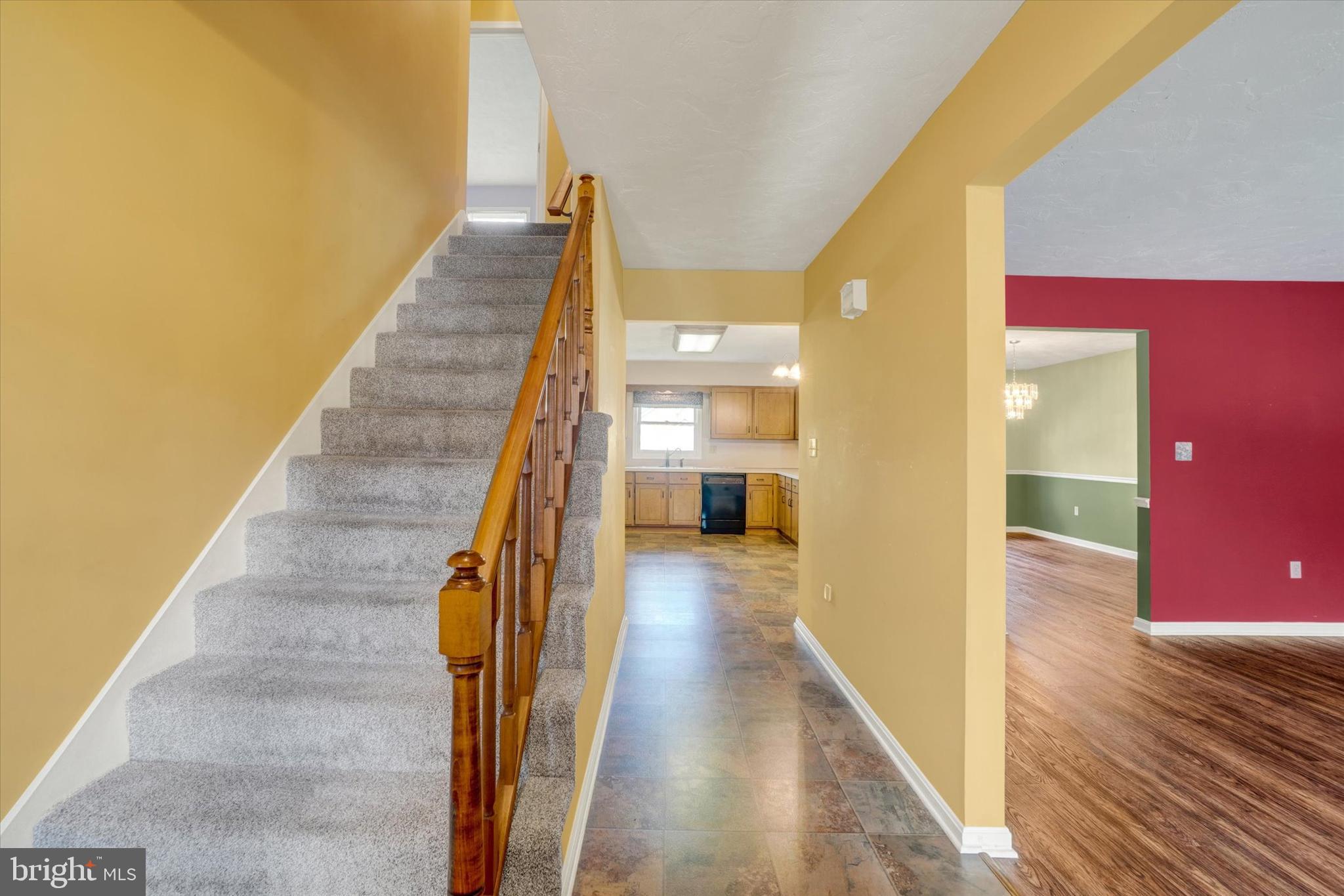 2818 CANDLELIGHT DRIVE