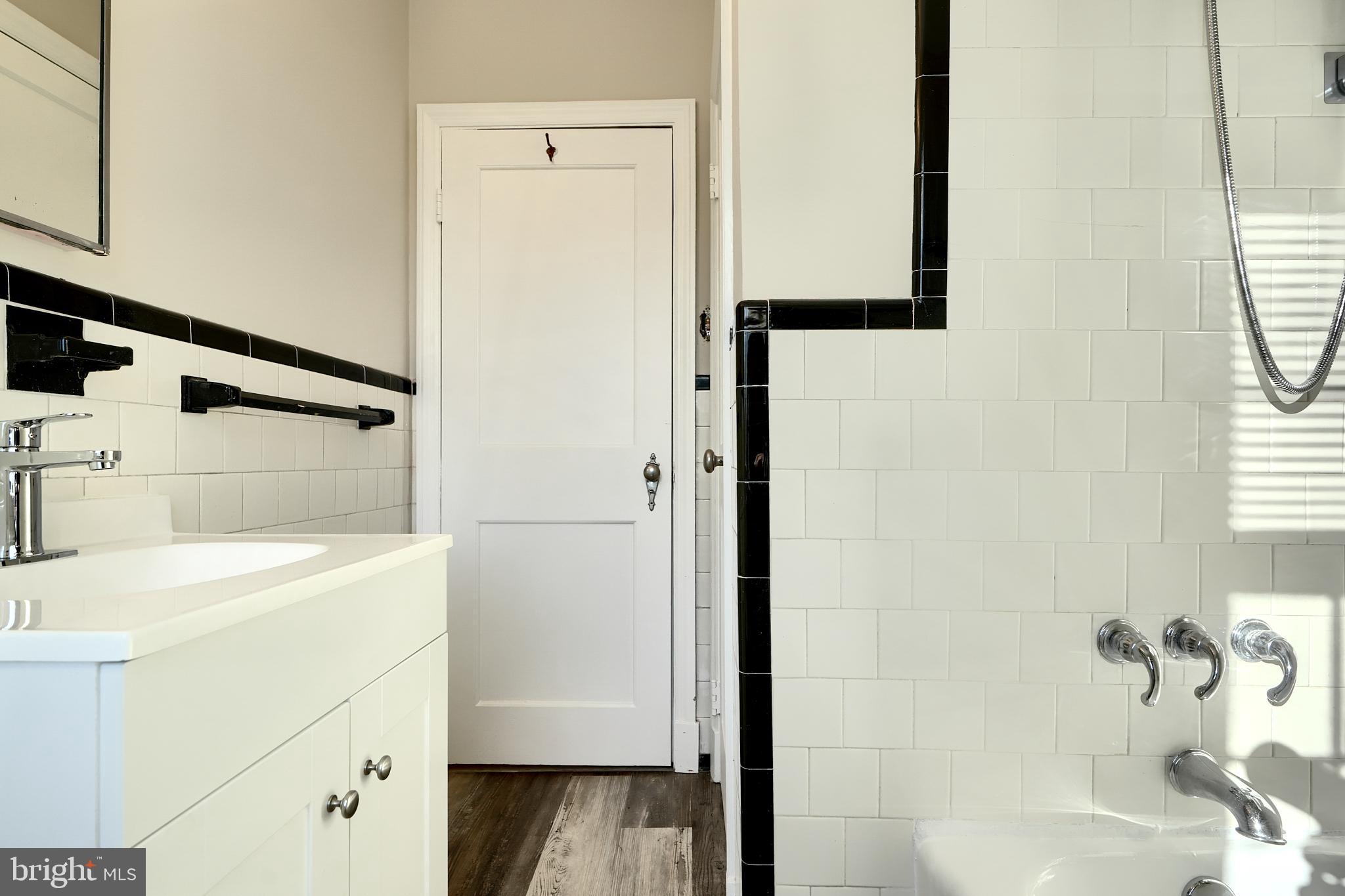 GAYWOOD - Residential