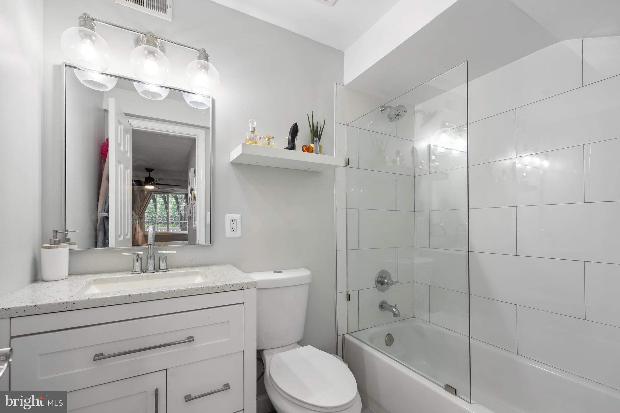 PARKSIDE AT ALEXANDRIA - Residential