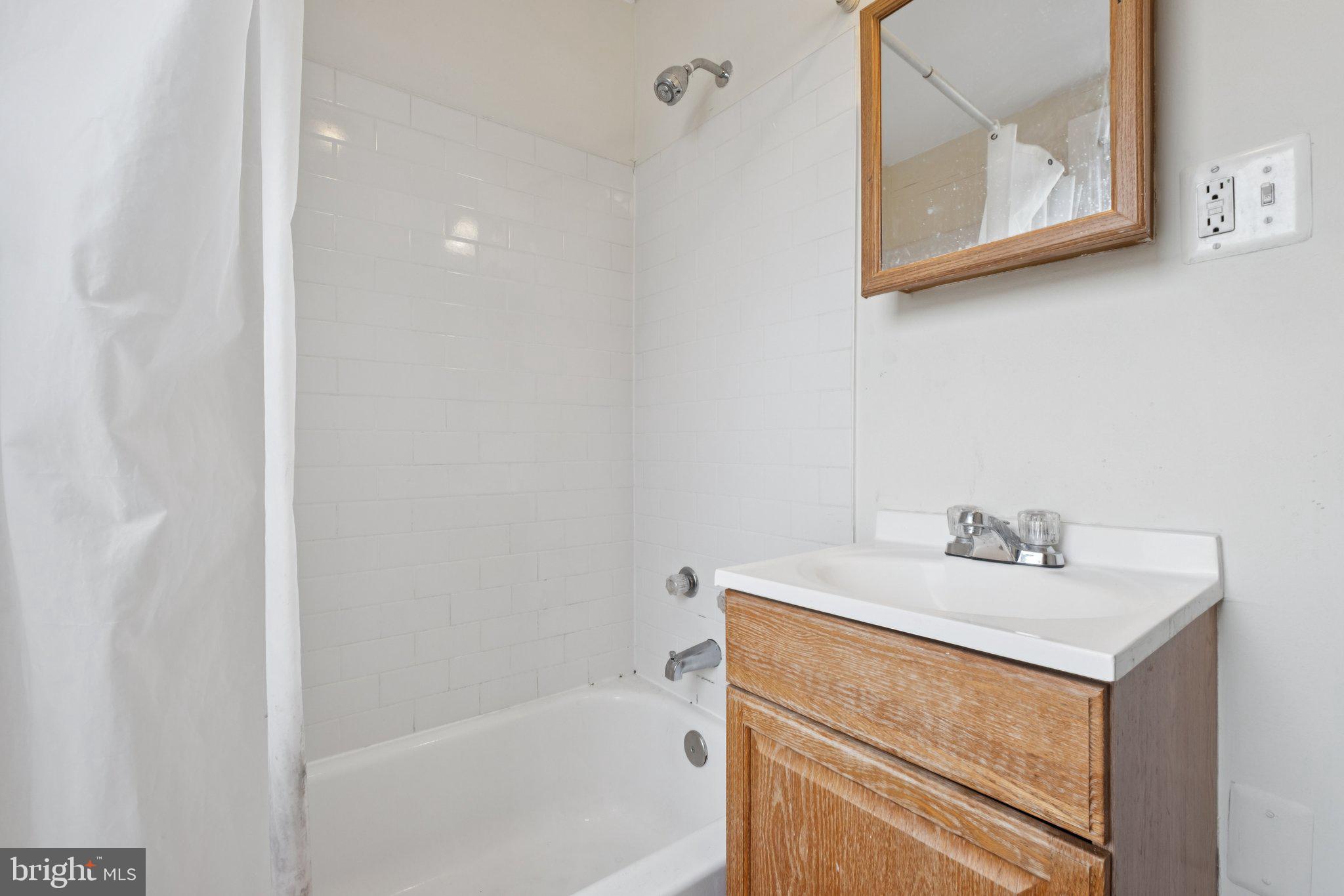 OLDE RICHMOND - Residential