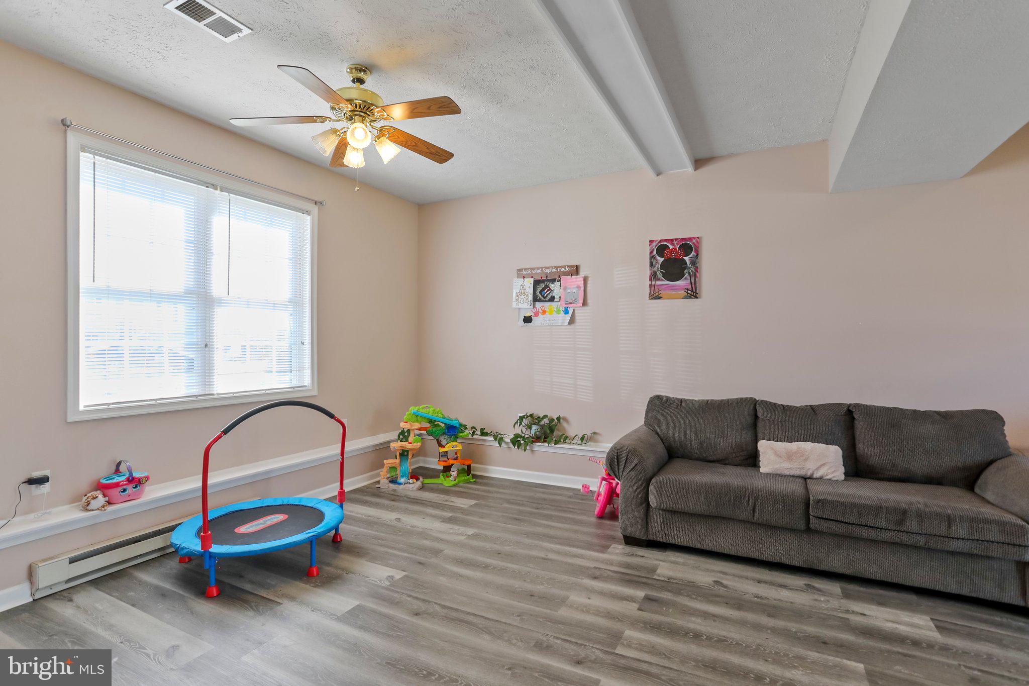 ELIZABETH STATION - Residential