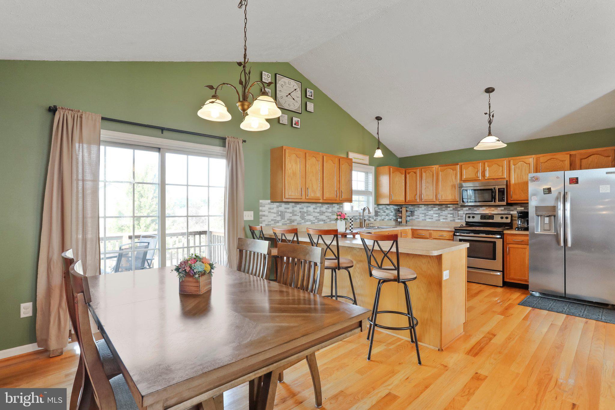 ELIZABETH STATION - Residential