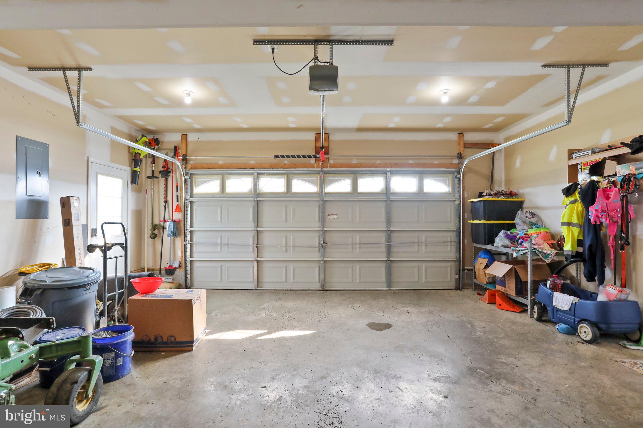 ELIZABETH STATION - Residential