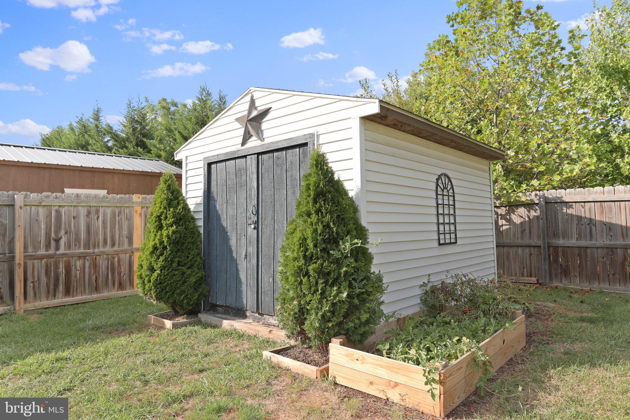 ELIZABETH STATION - Residential