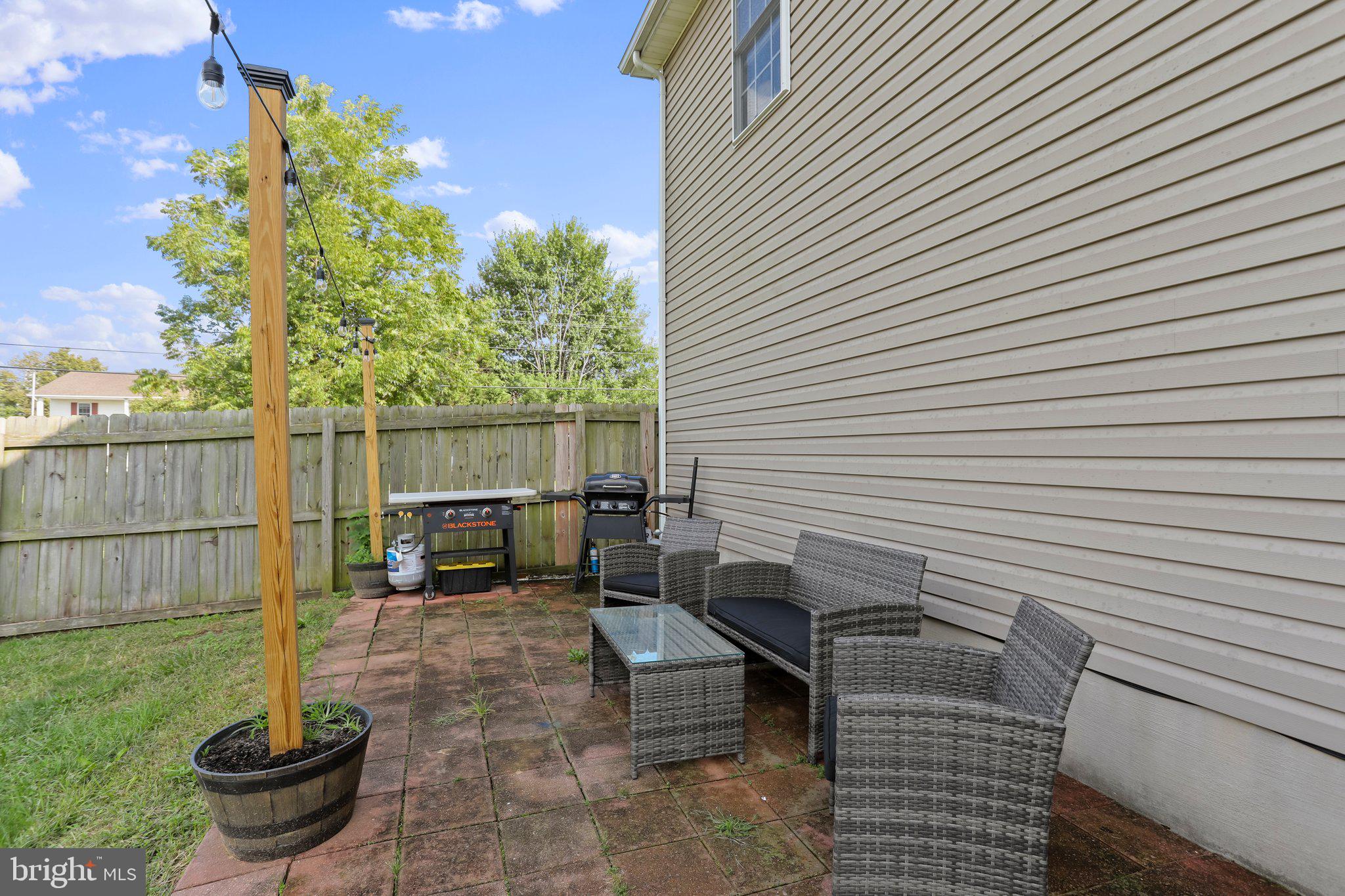 ELIZABETH STATION - Residential