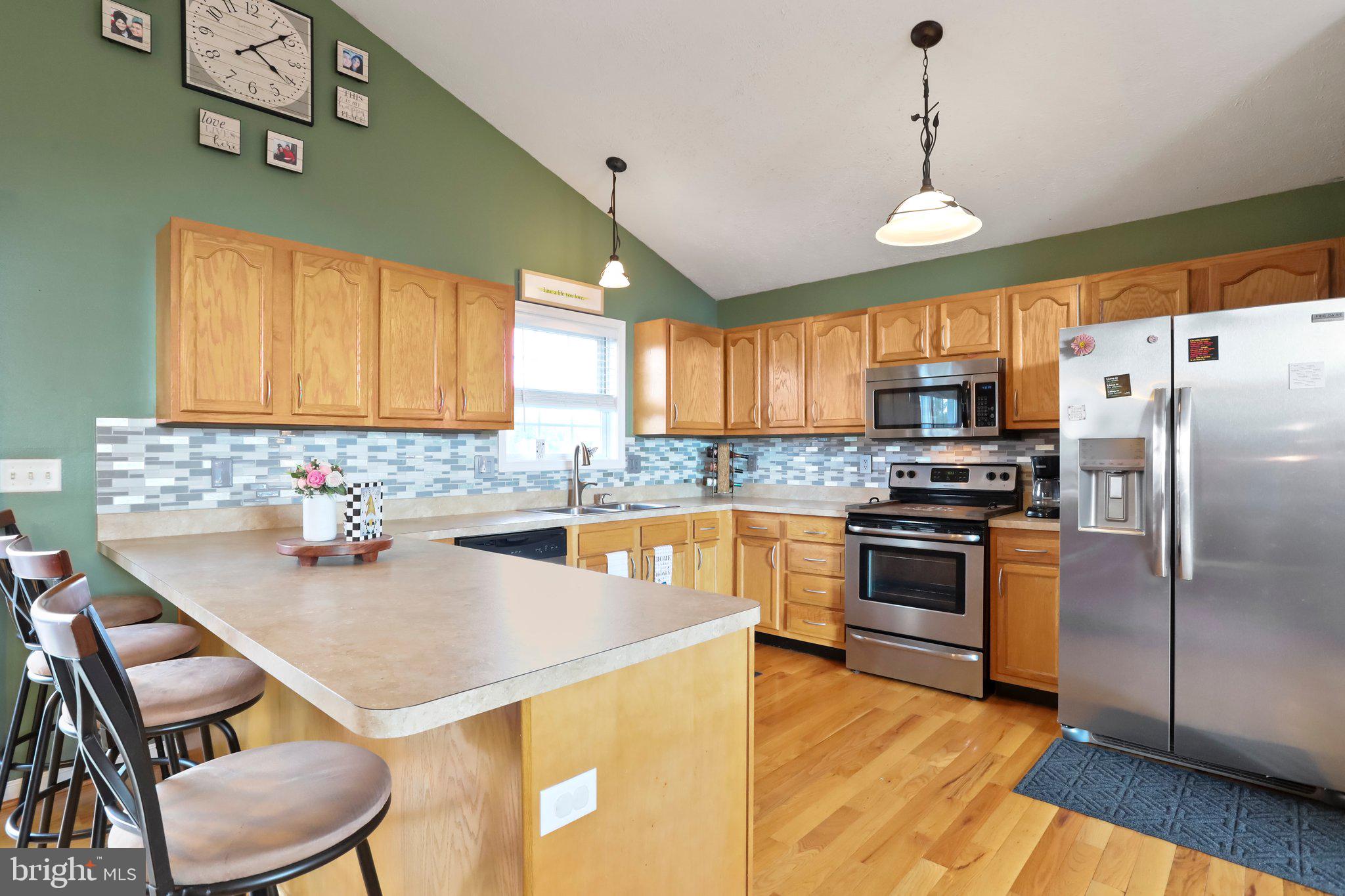 ELIZABETH STATION - Residential