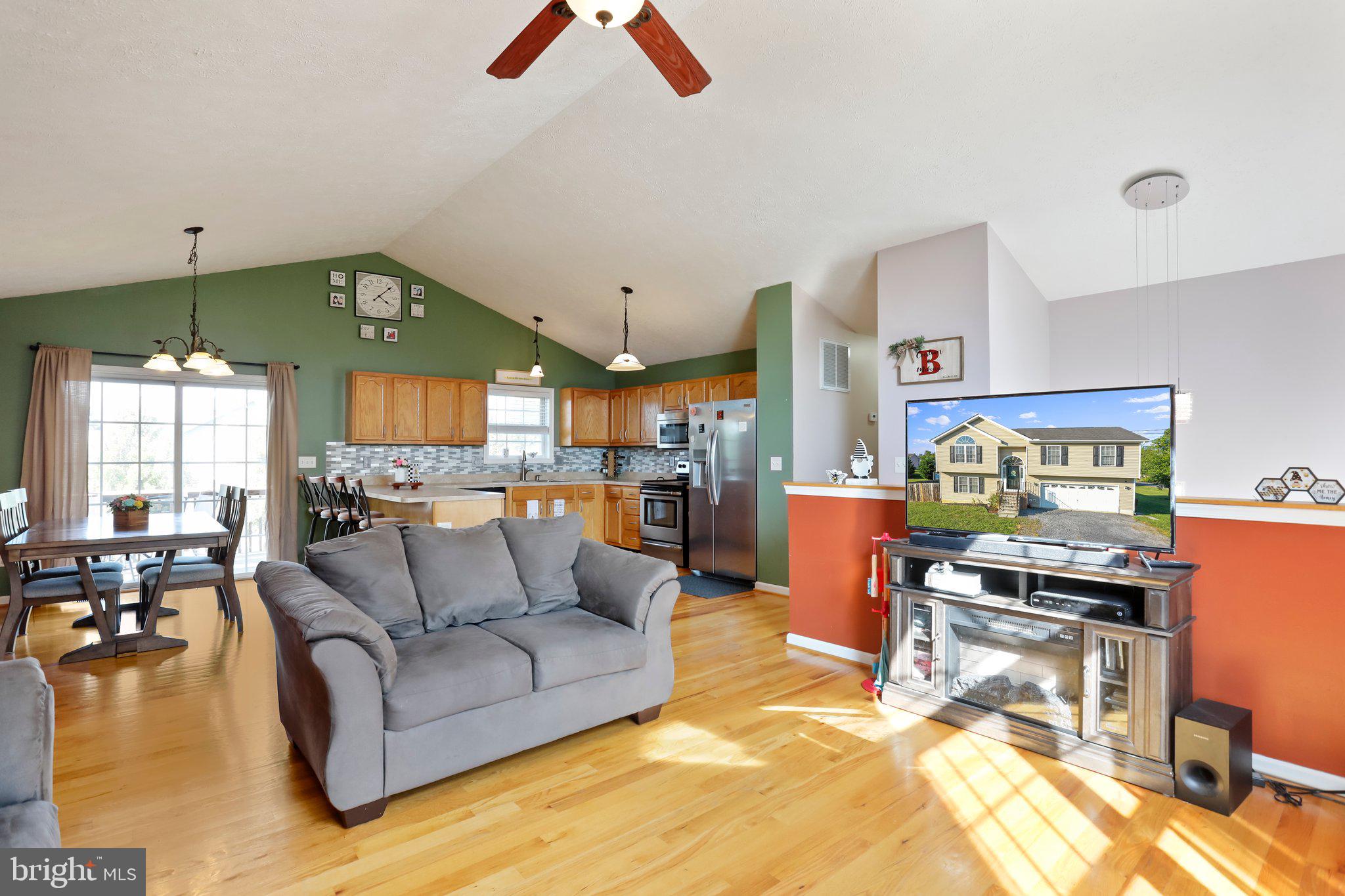 ELIZABETH STATION - Residential